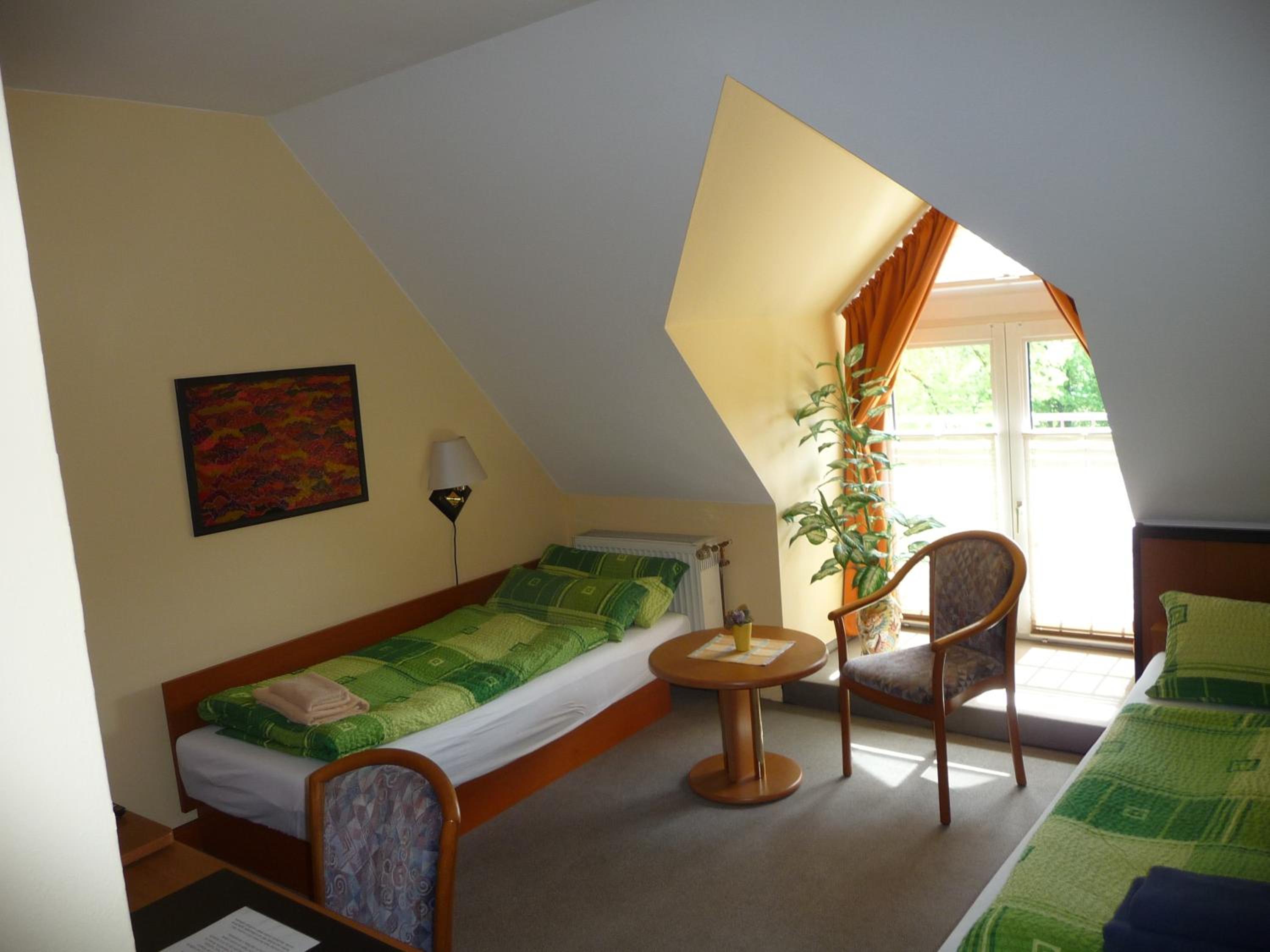 Twin Room With Shower photo 2