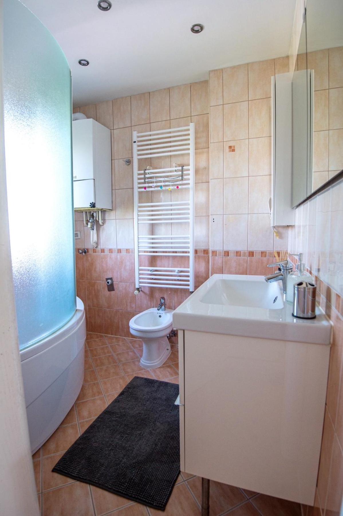 One-Bedroom Apartment - Photo 60
