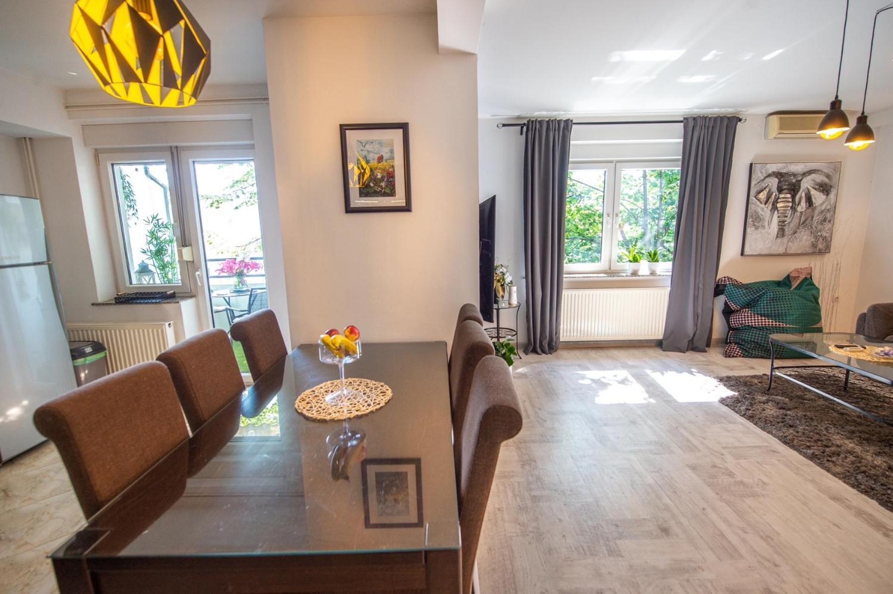 One-Bedroom Apartment - Photo 40