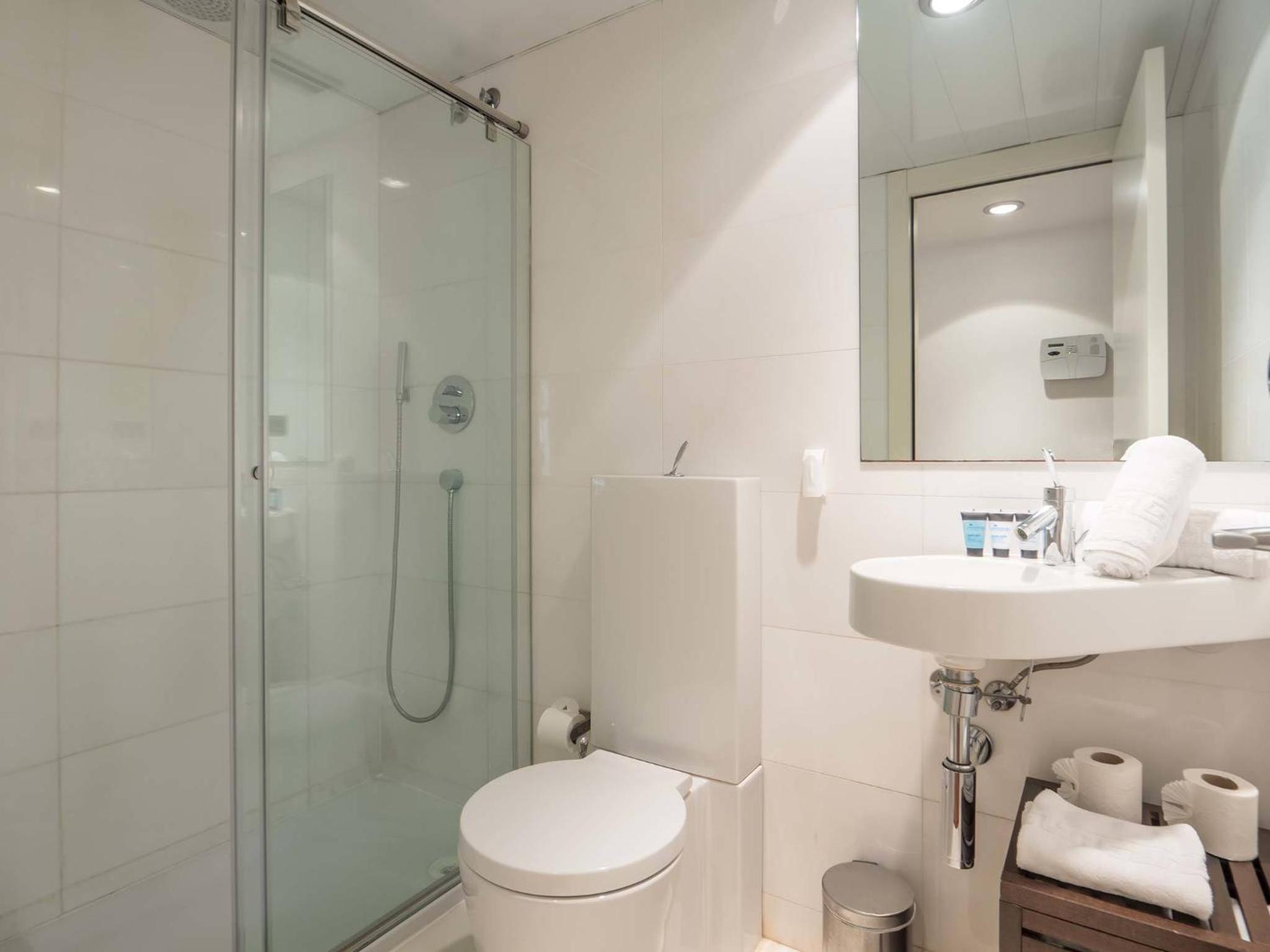 Four-Bedroom Apartment - Ronda Sant Pere photo 2