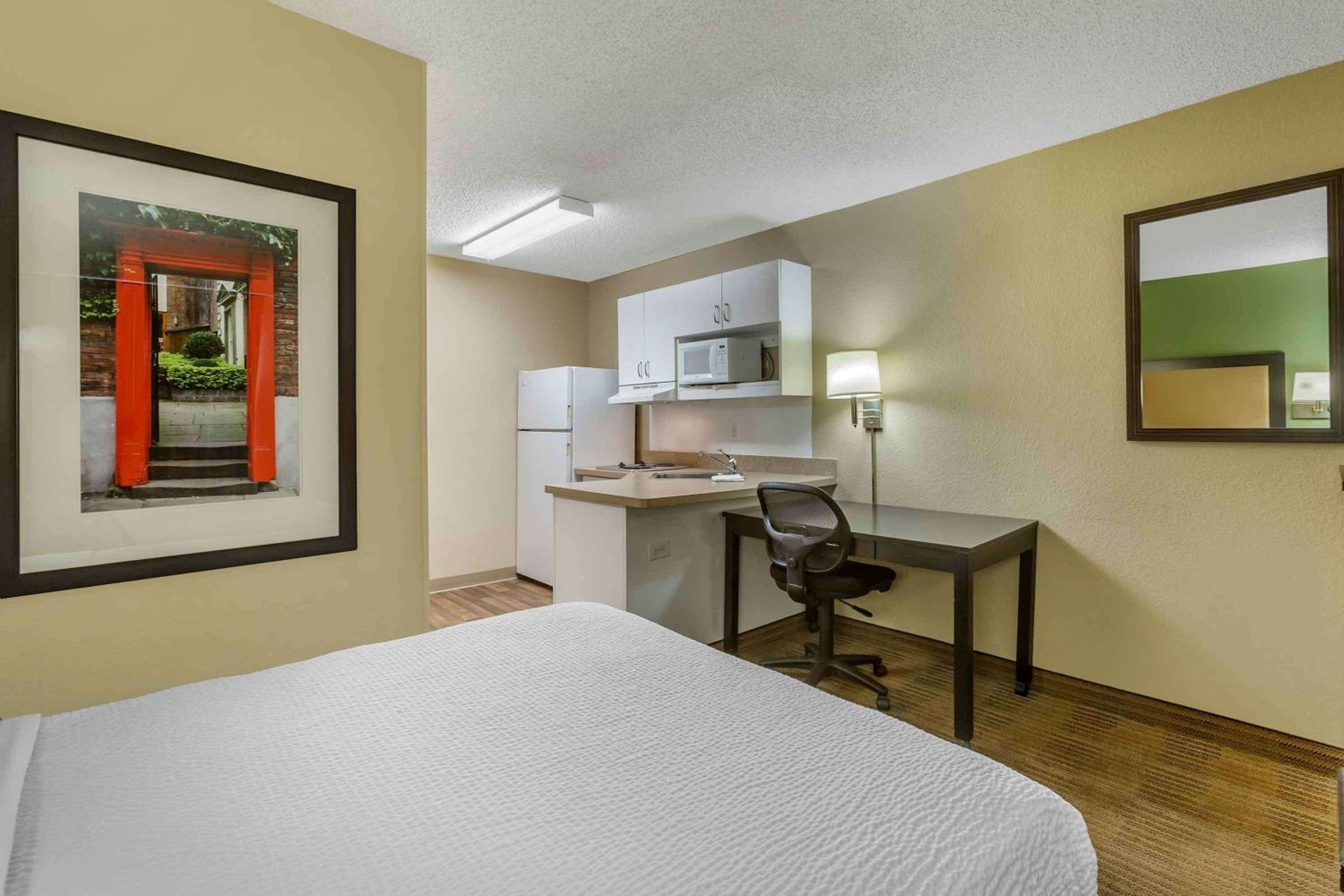 Studio with 2 Double Beds - Non-Smoking - Photo 3