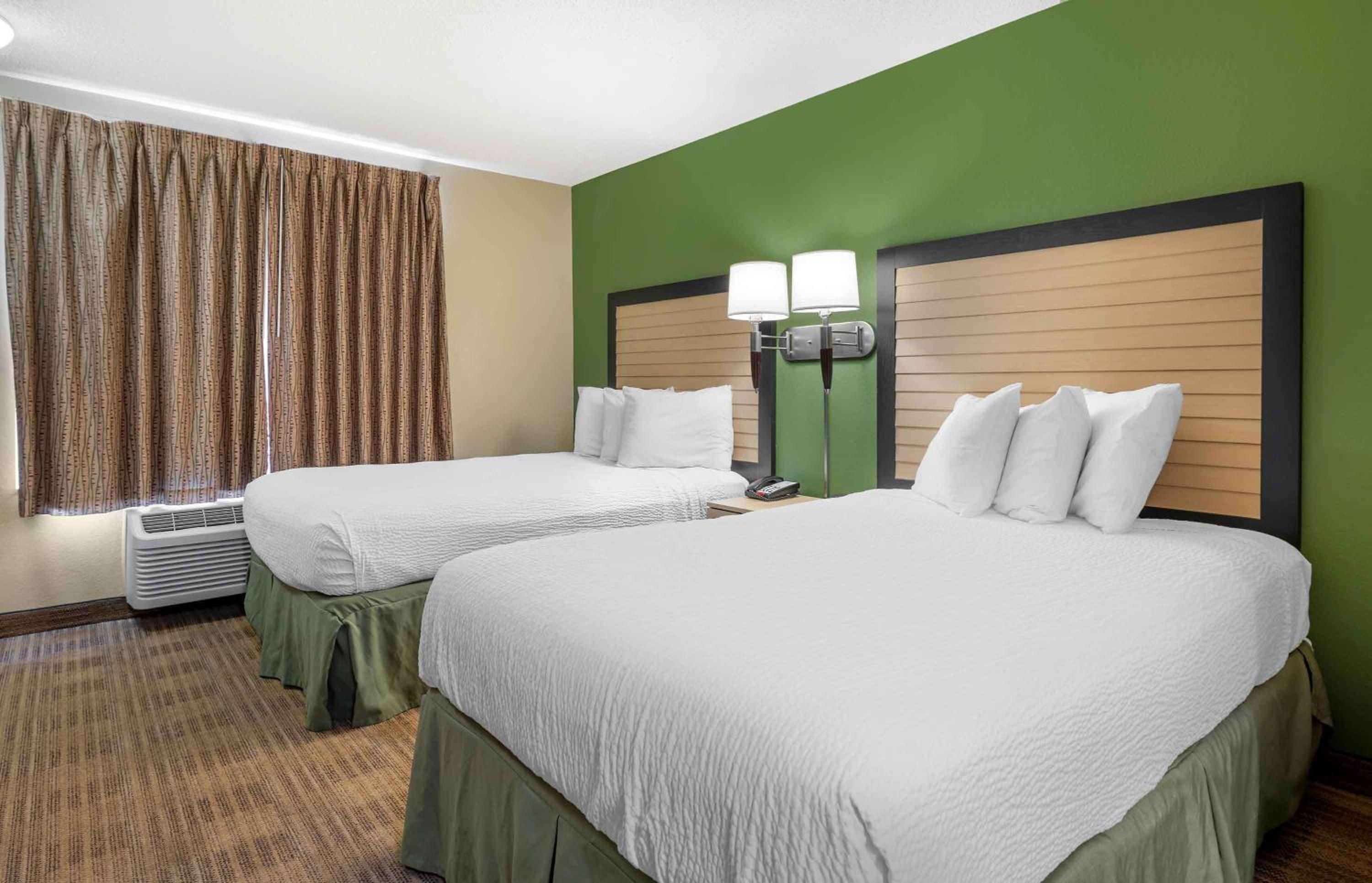 Studio with 2 Double Beds - Non-Smoking - Photo 1