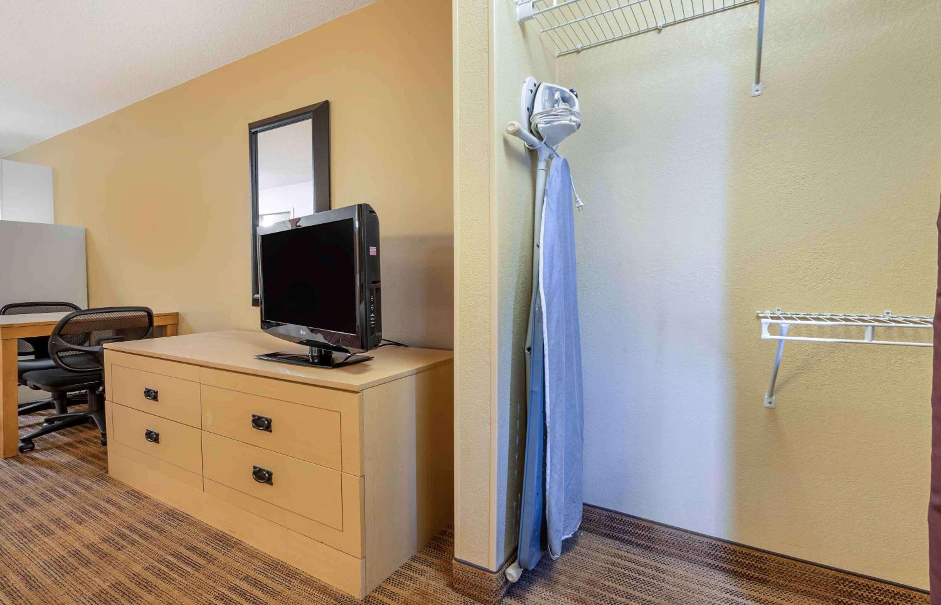 Studio with 2 Double Beds - Non-Smoking - Photo 8
