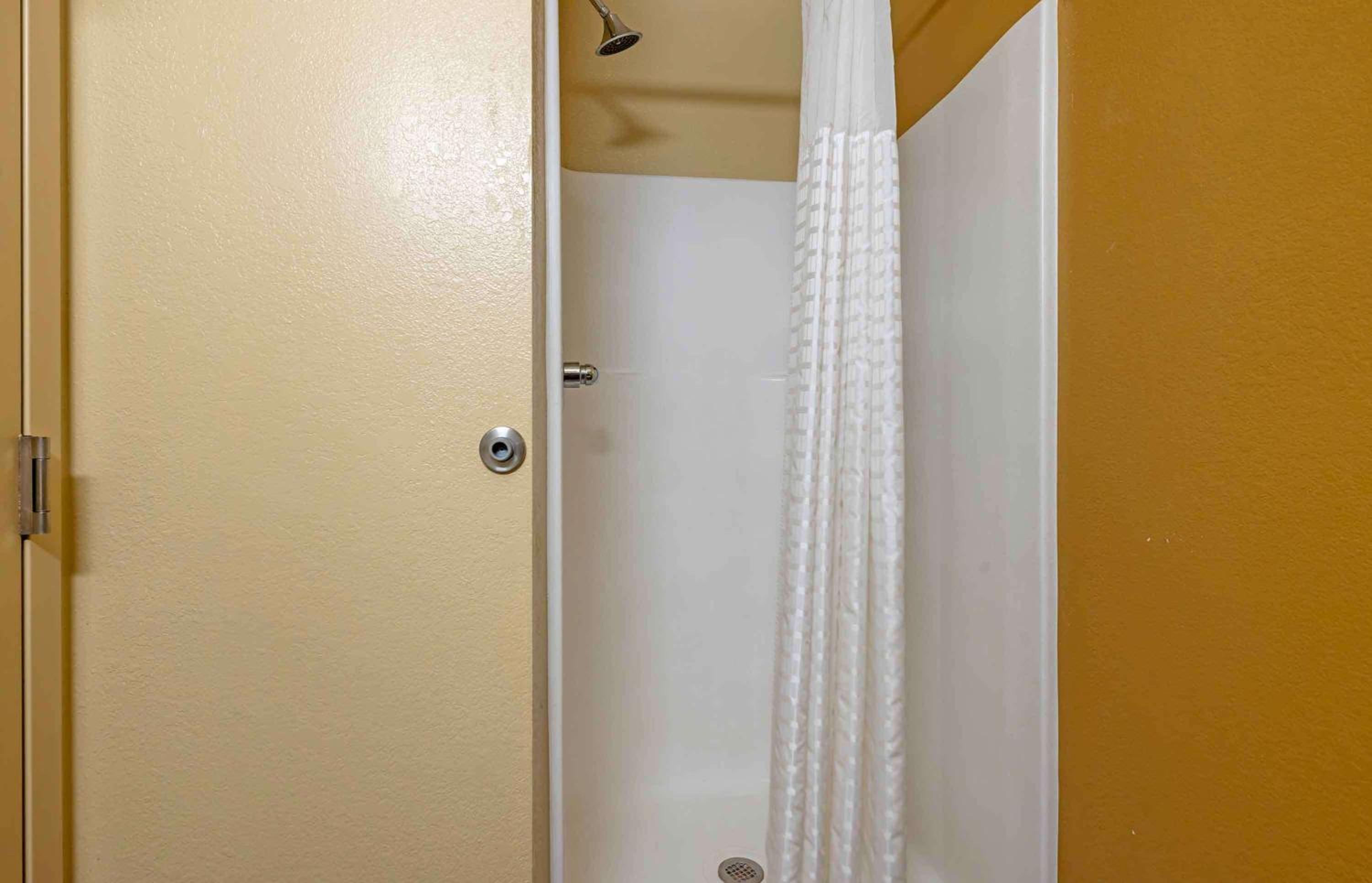 Studio with 2 Double Beds - Non-Smoking - Photo 6