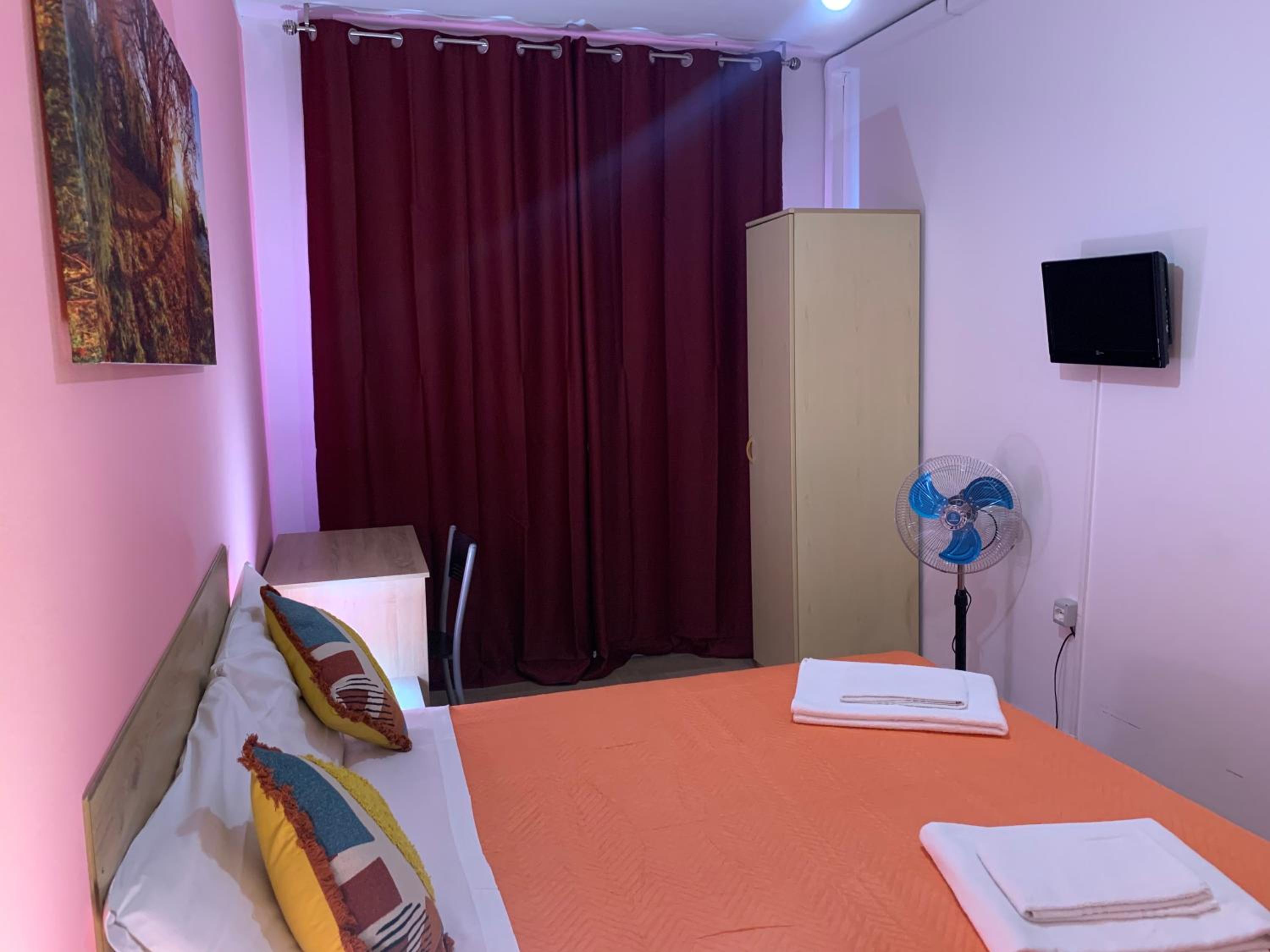 Deluxe Queen Room
