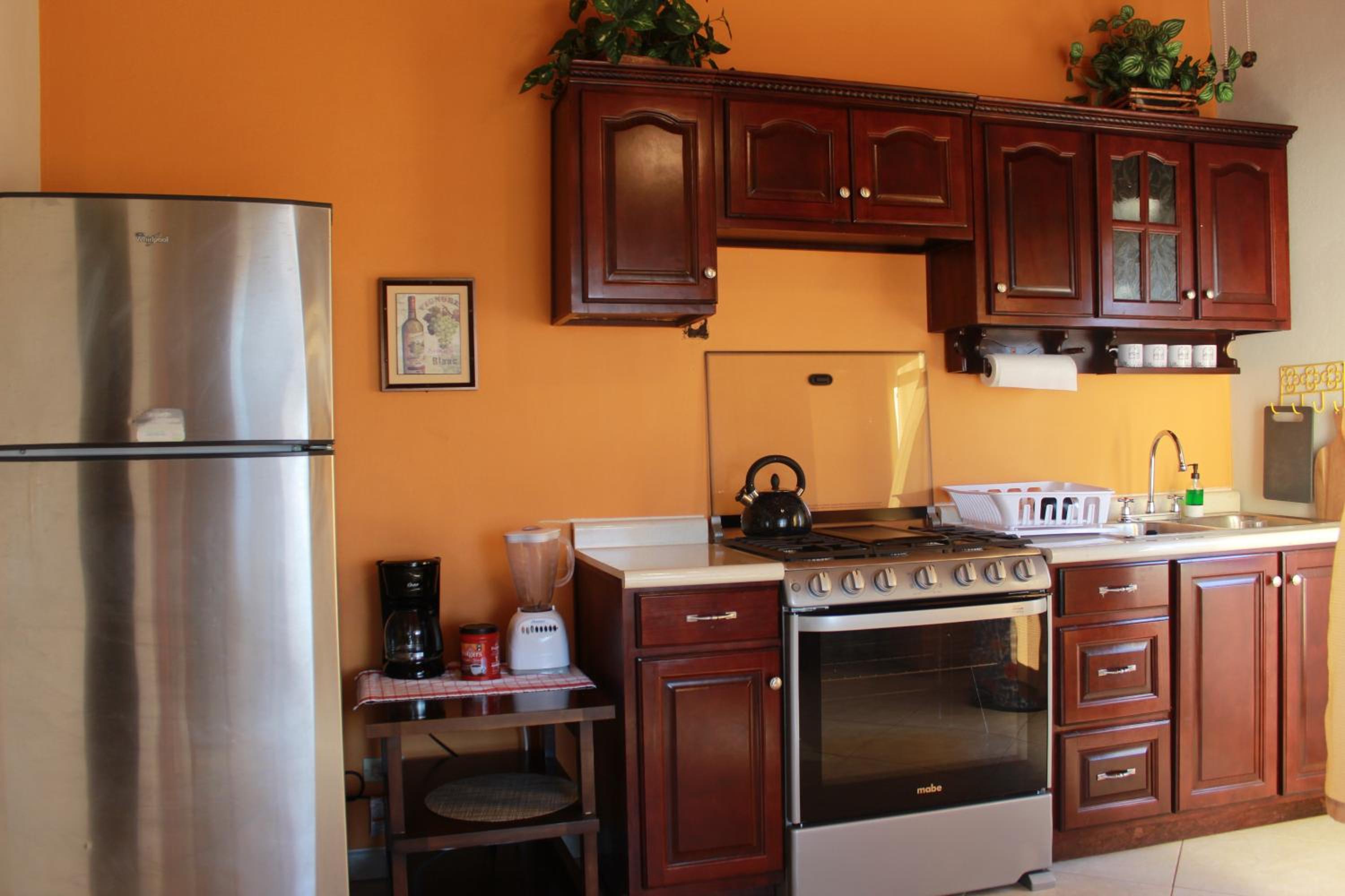 Three-Bedroom House photo 2