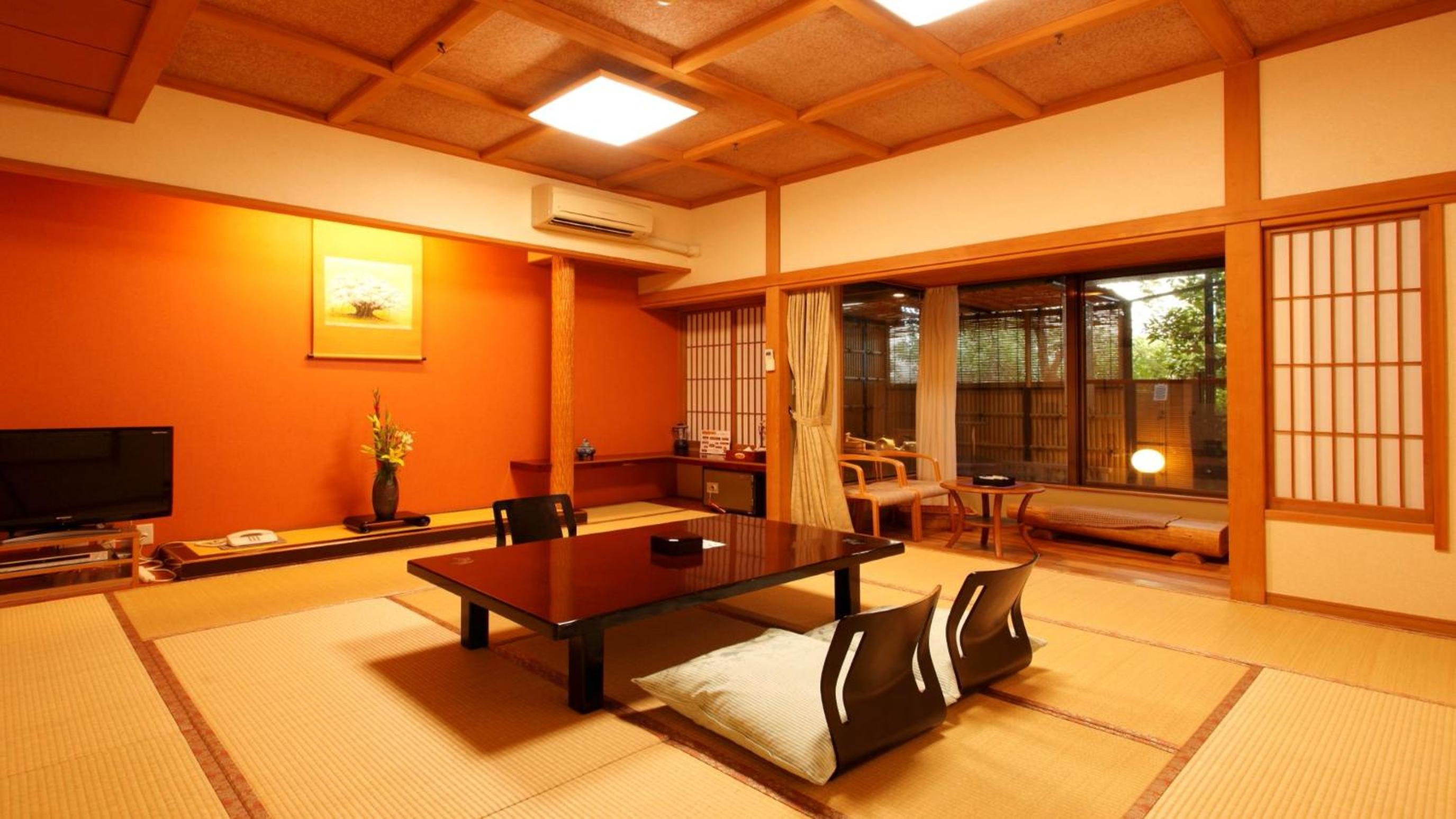 Japanese-Style Room with Semi Open-Air Bath photo 1
