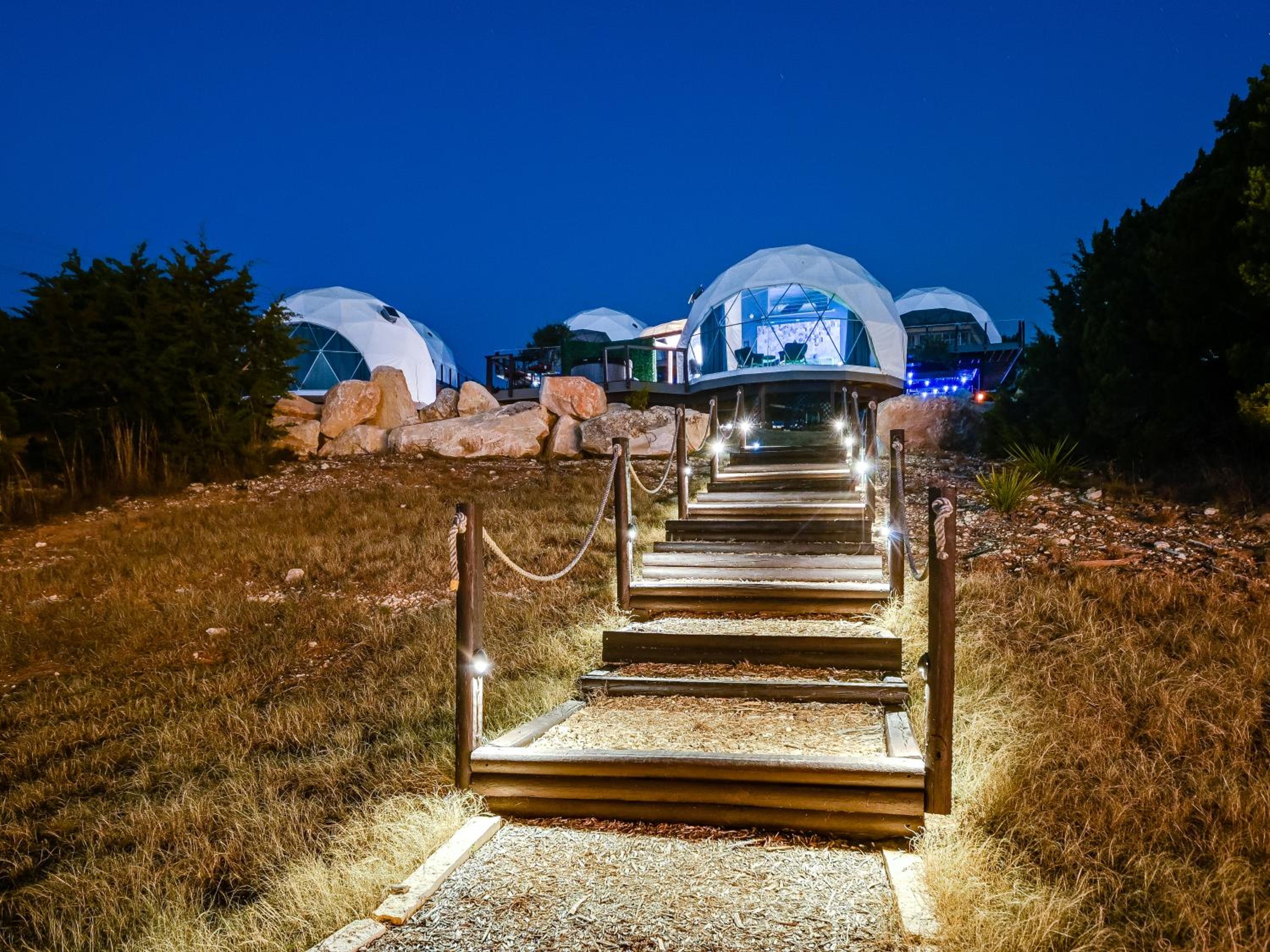 Deluxe-ADA Tent - Photo 27