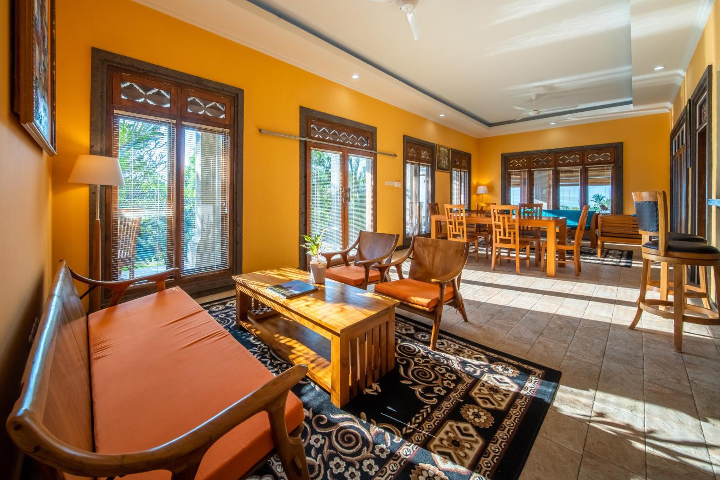Two-Bedroom Villa - Photo 7