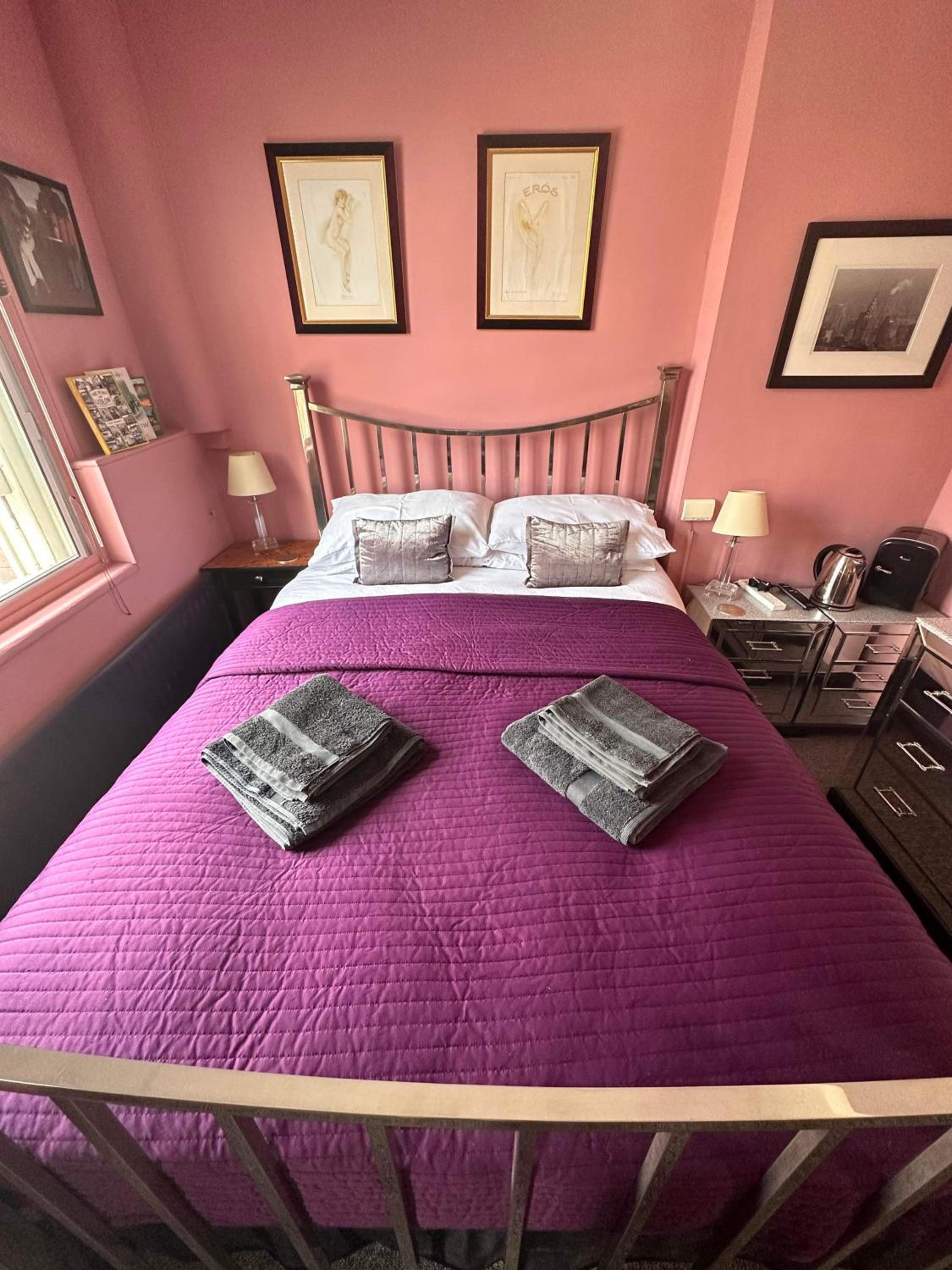 Double Room with Private Bathroom