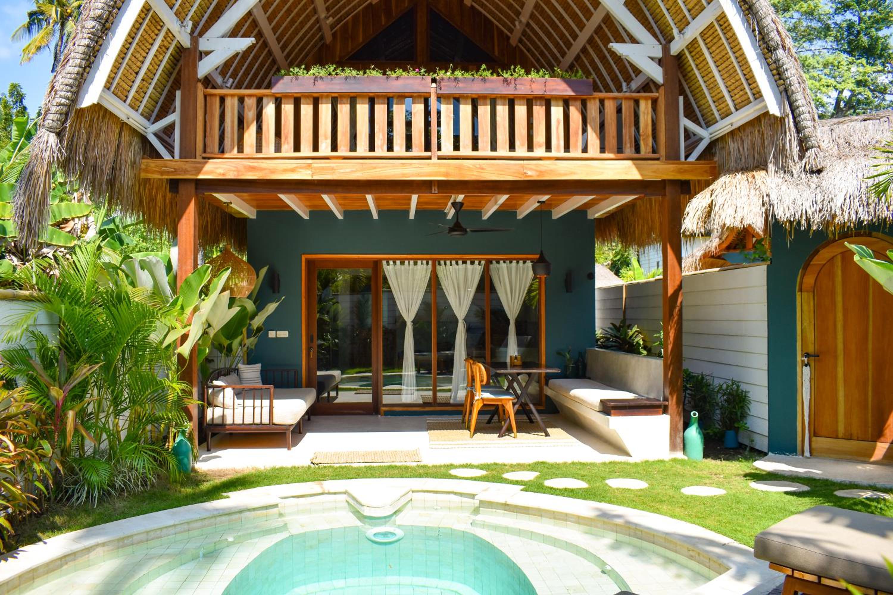 Villa With Private Pool - Photo 25