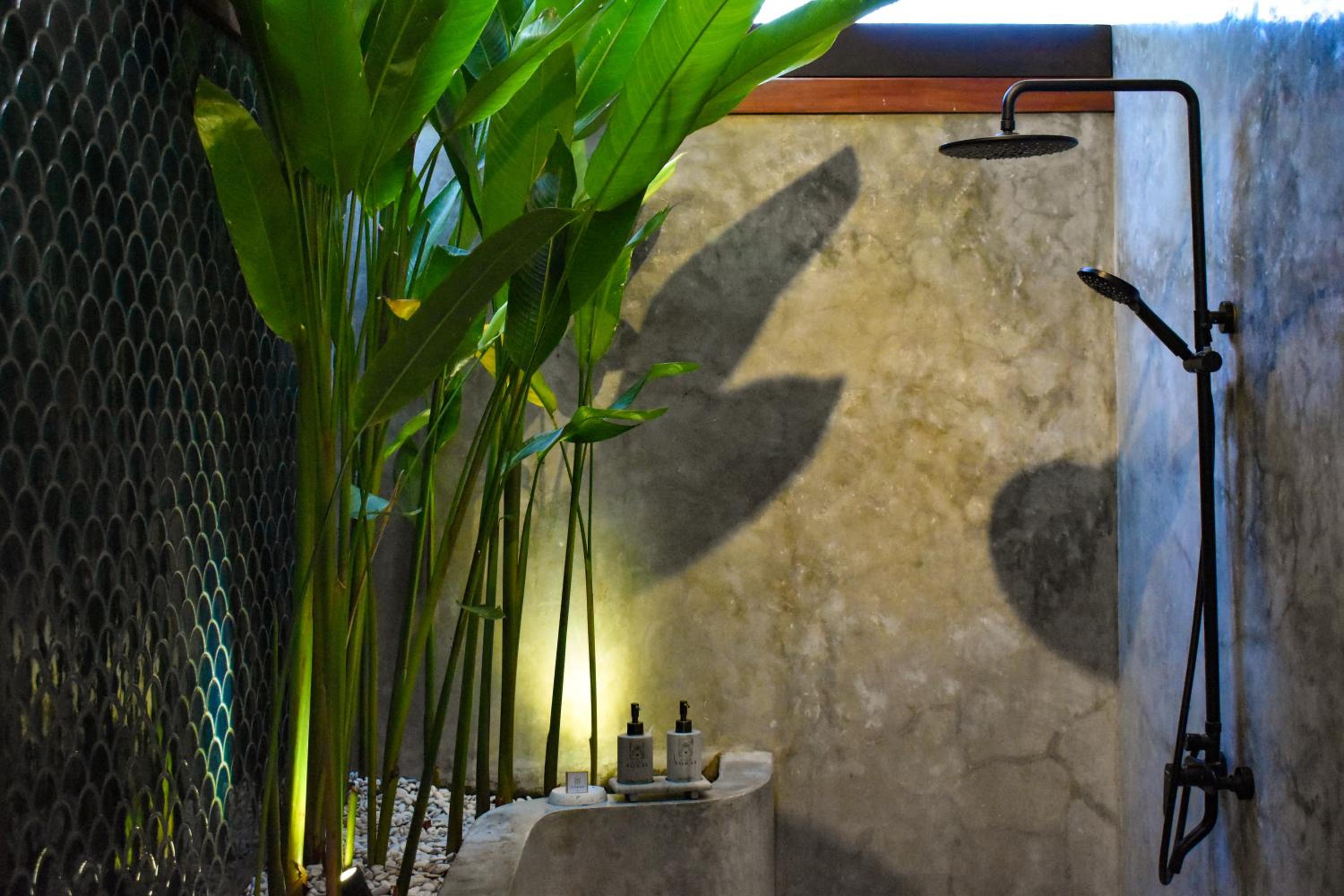 Villa With Private Pool - Photo 6
