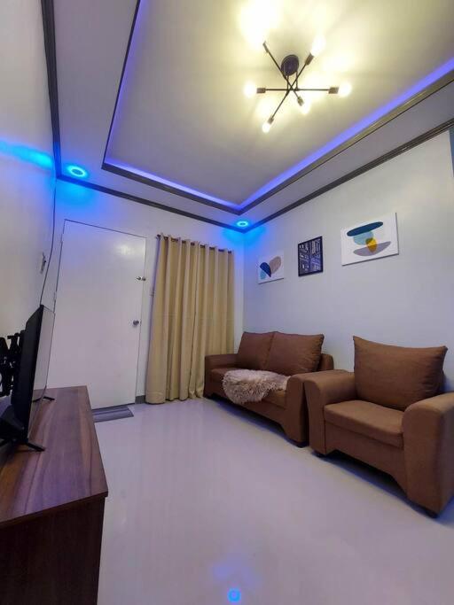 One-Bedroom House photo 1