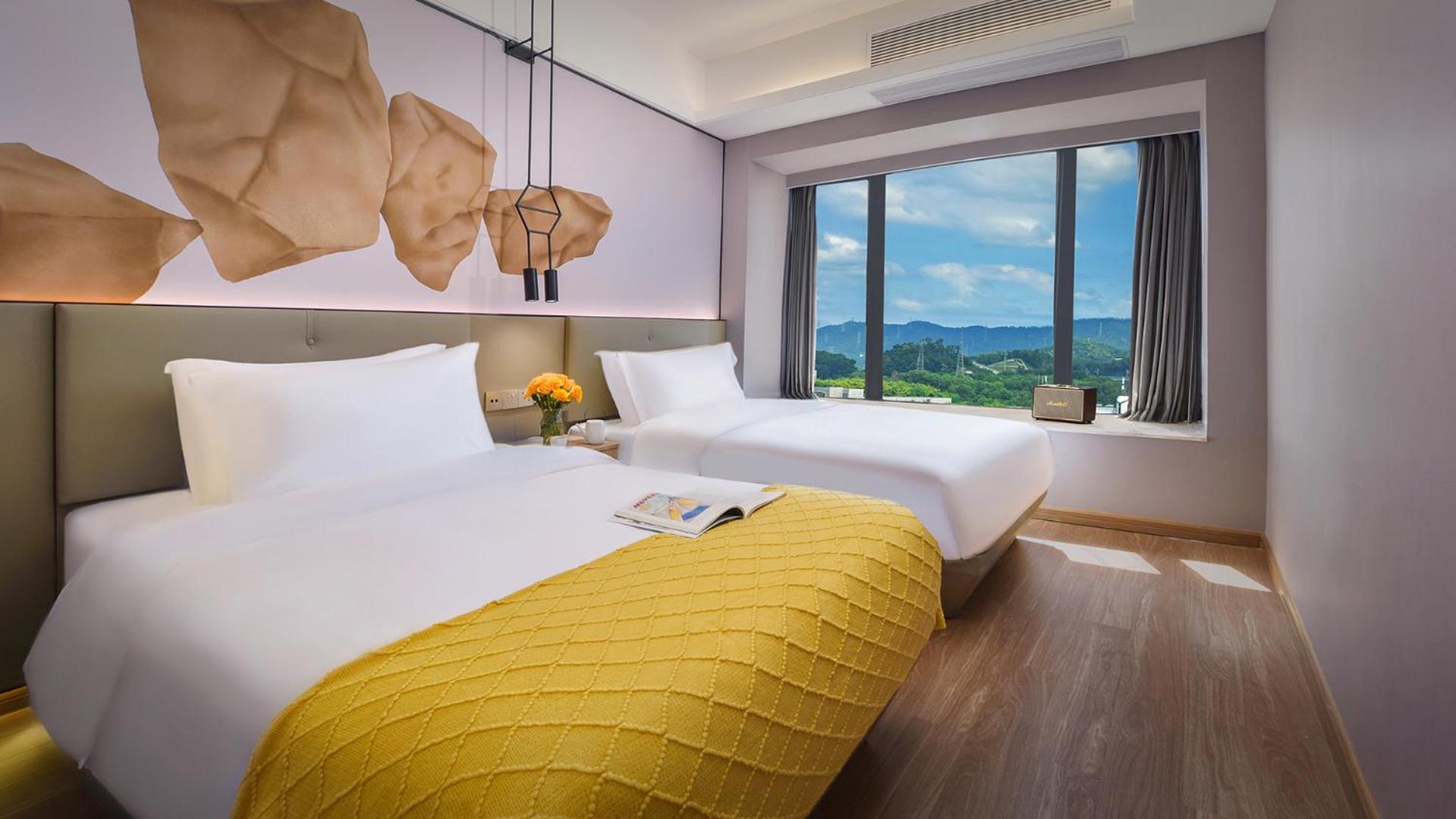 Warm Twin Suite photo 3
