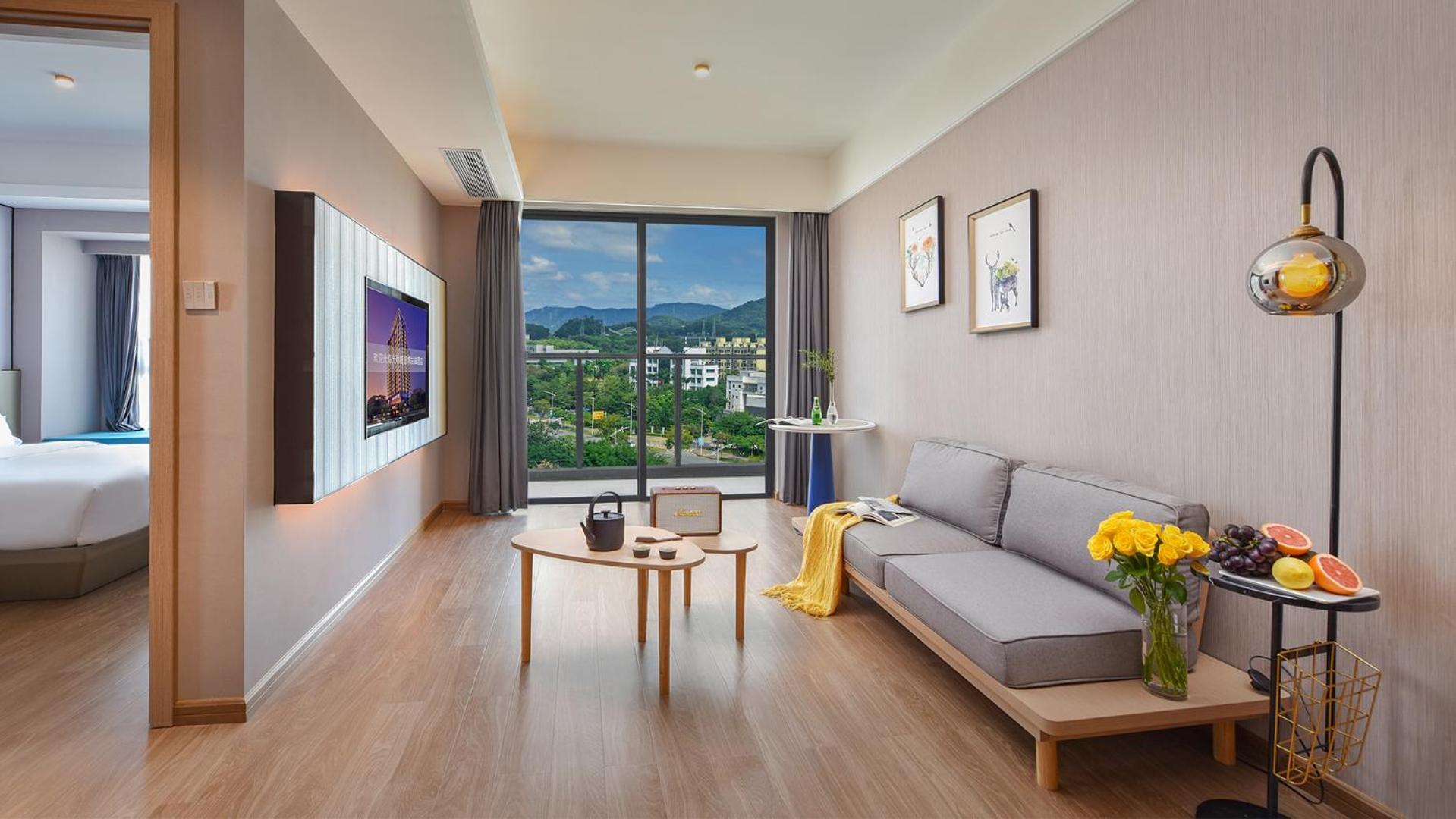 Two-Bedroom Family Suite photo 3