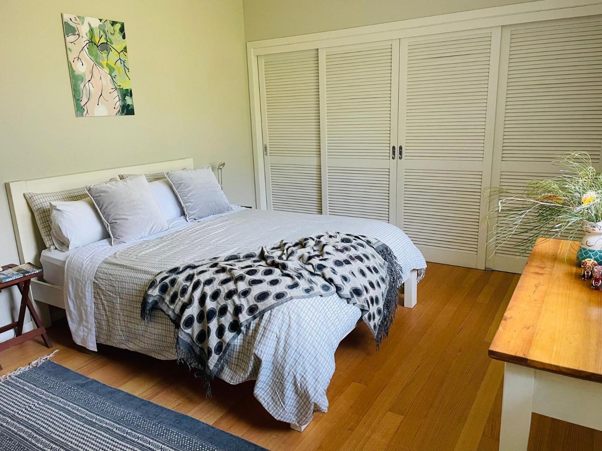 Apartment photo 1