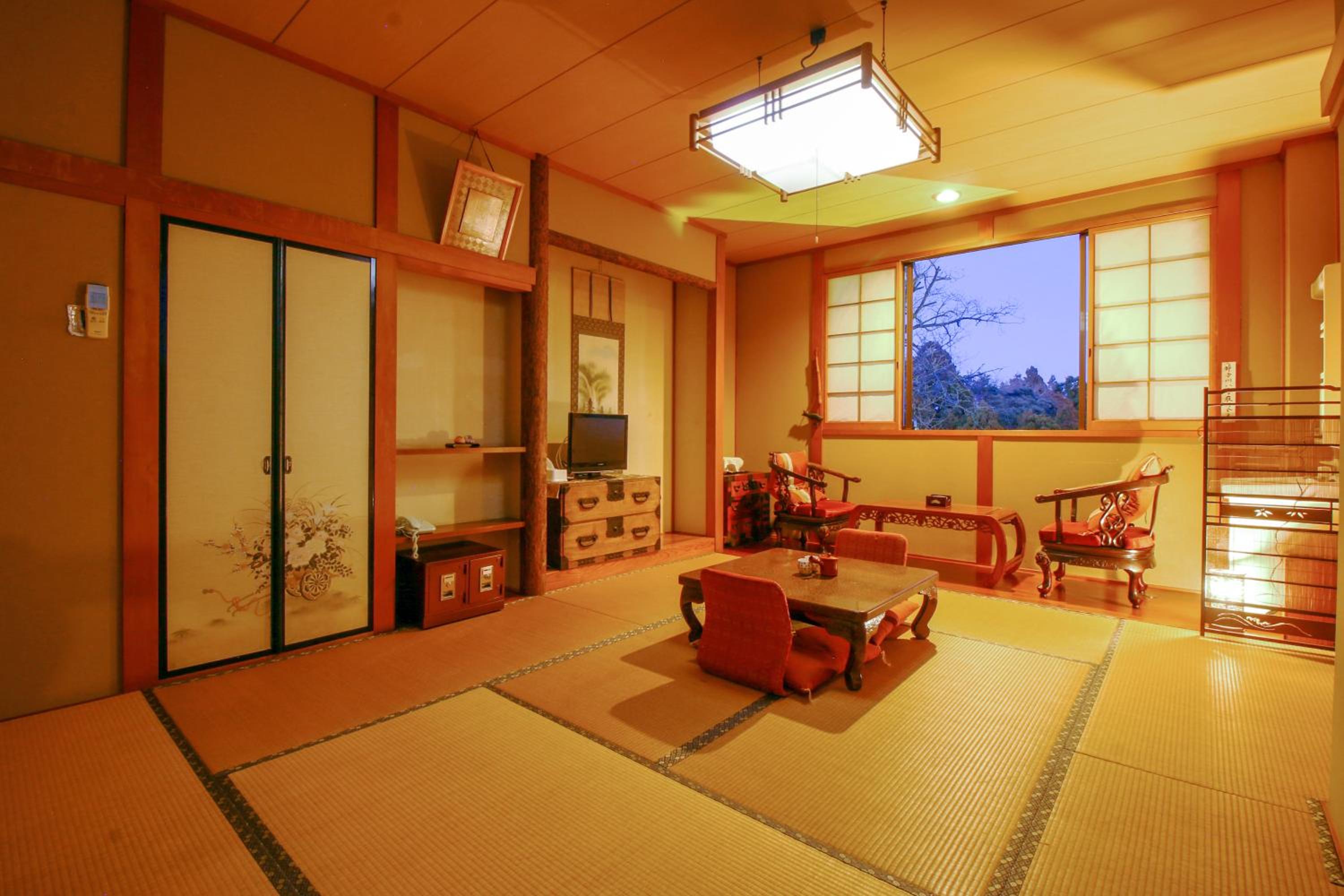 Japanese-Style Quadruple Room photo 2