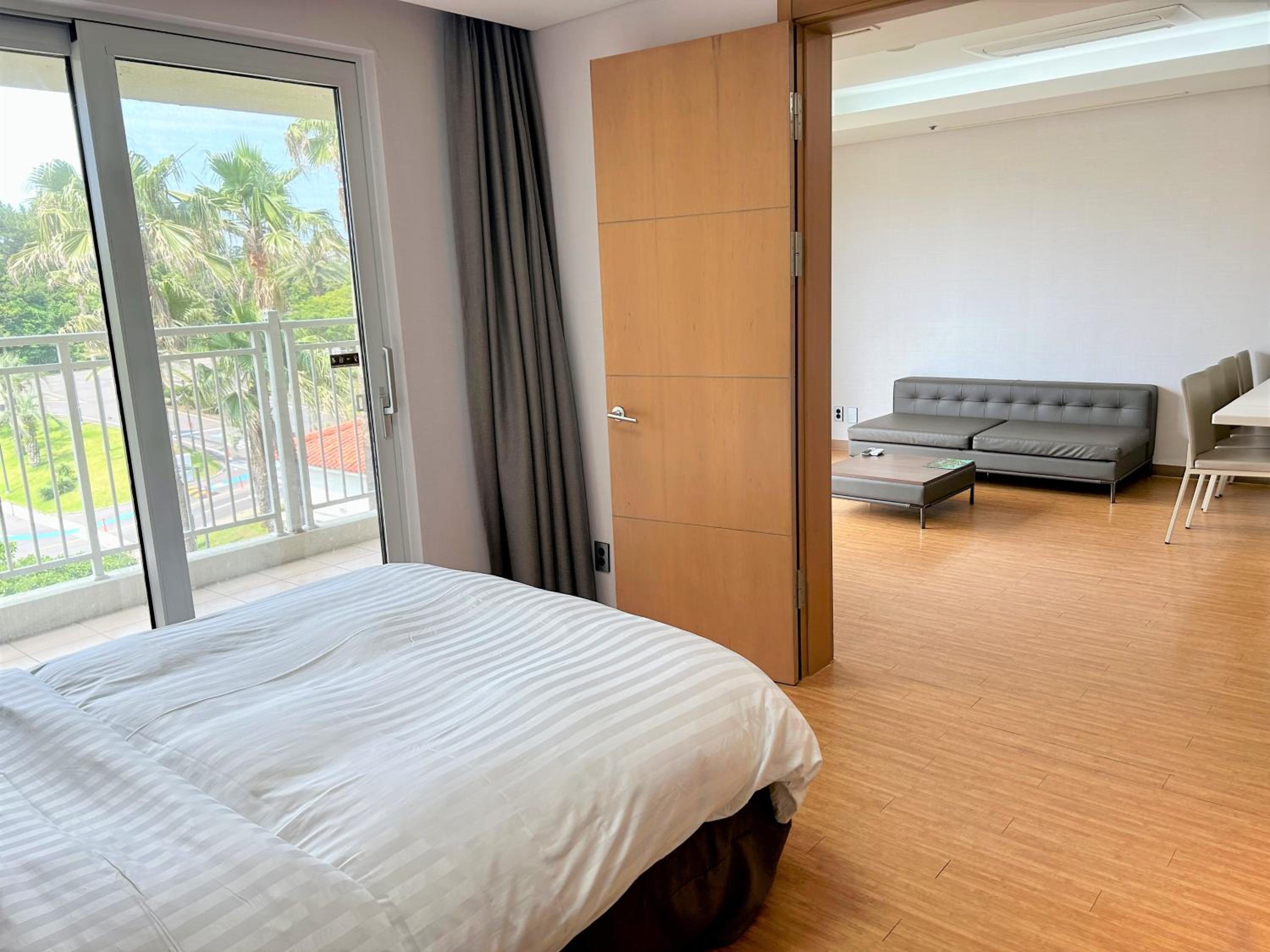 [Resort] Premier Suite - Double (With Kitchenette) - Photo 2