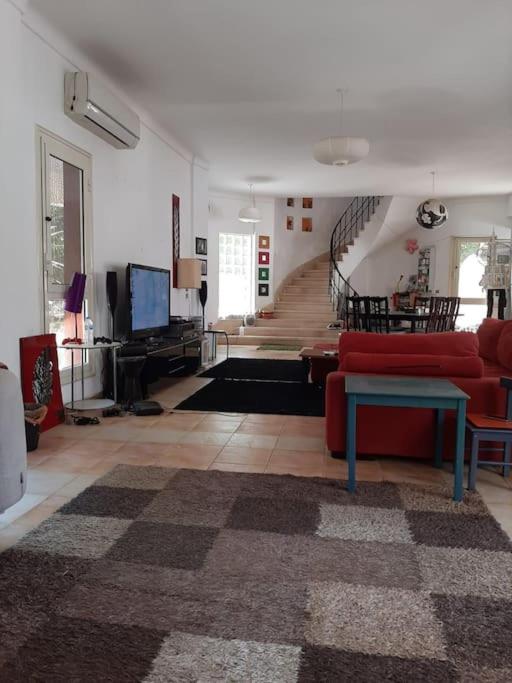 Villa photo 1