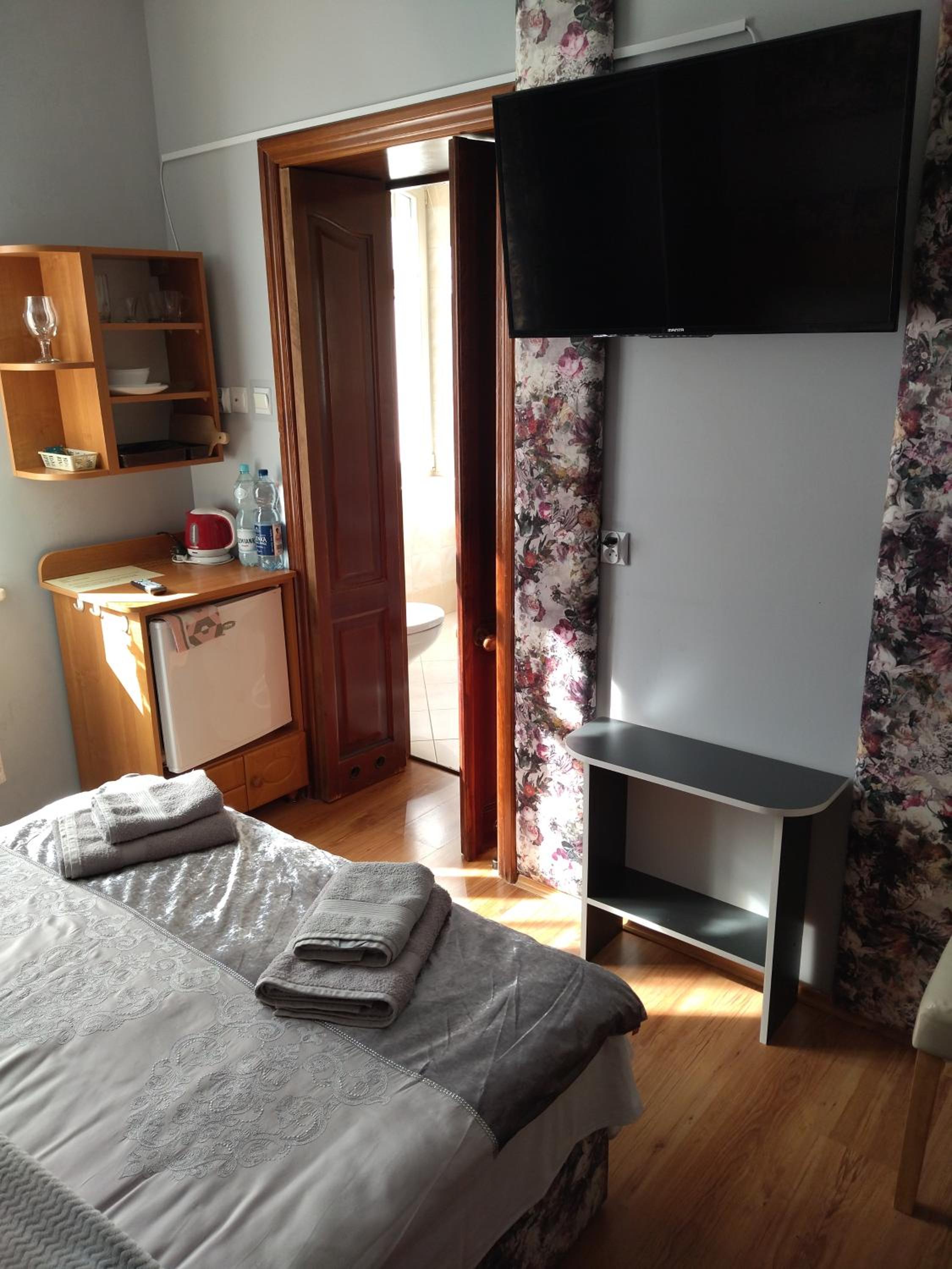 Small Double Room photo 2