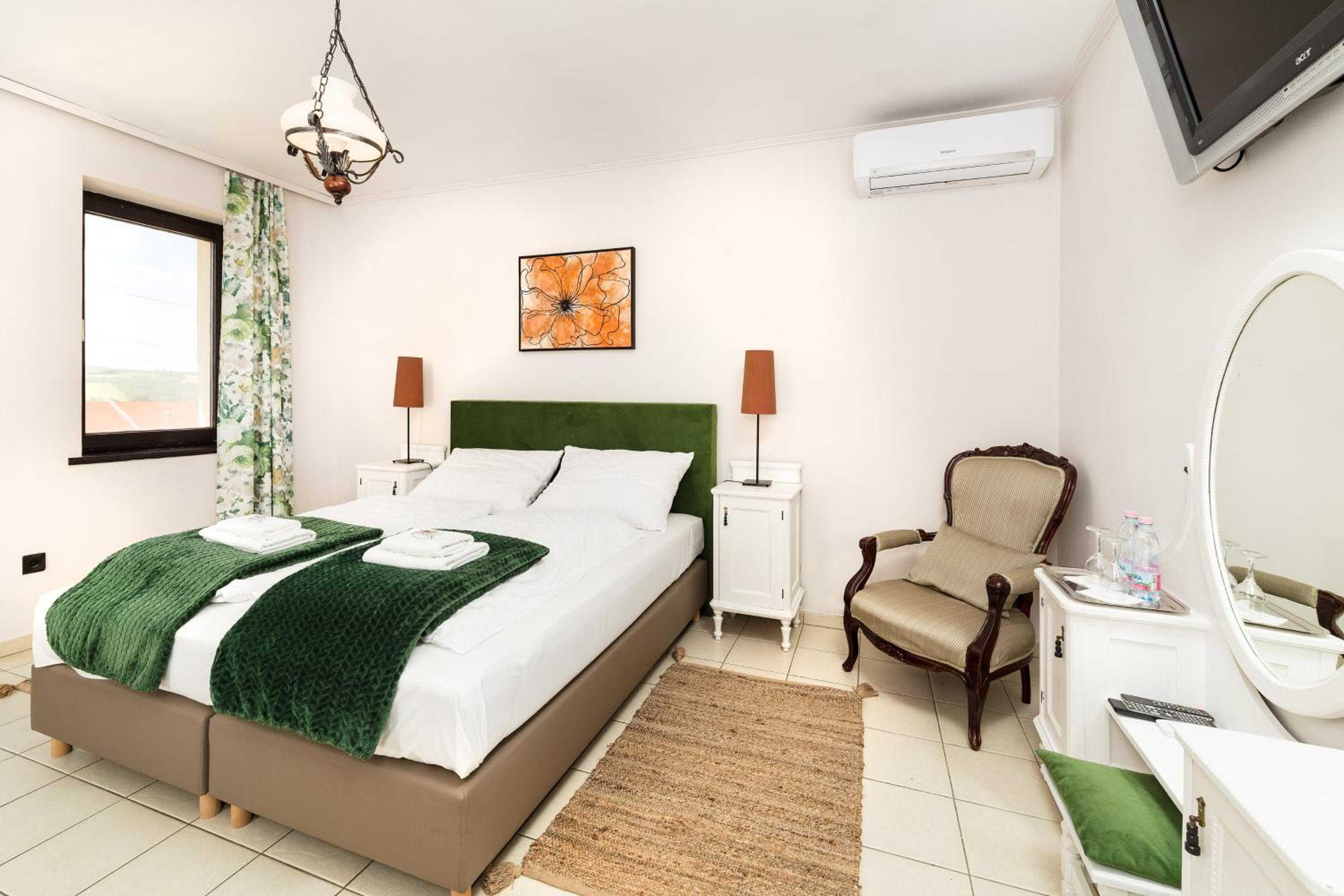Triple Room photo 2