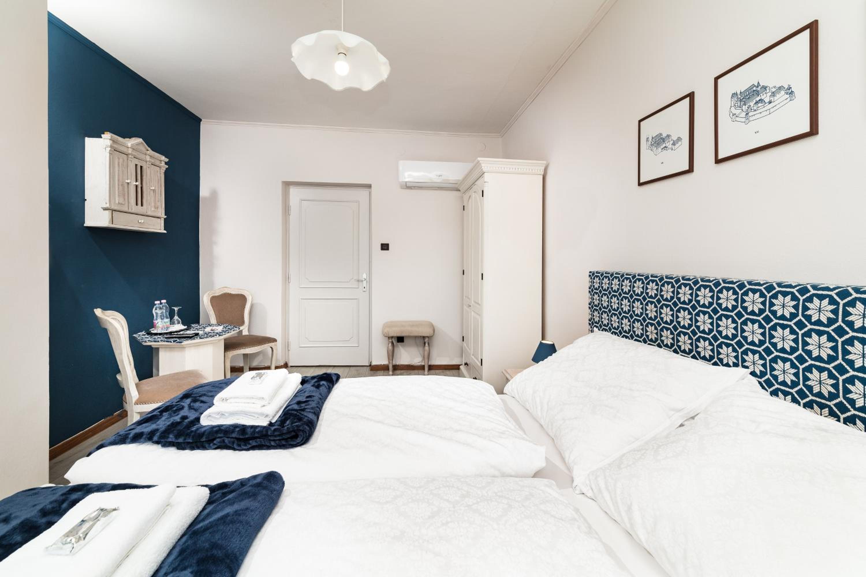 Double Room photo 3