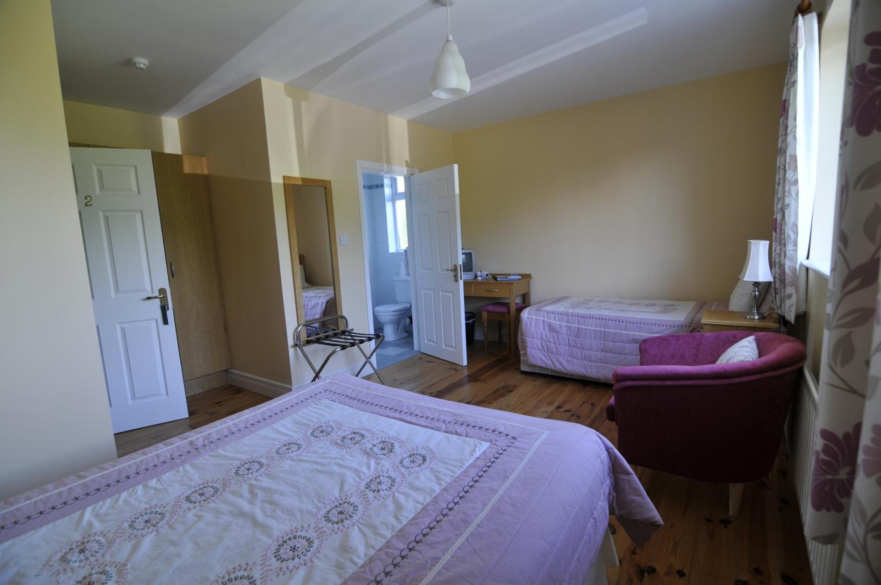 Deluxe Twin Room photo 1