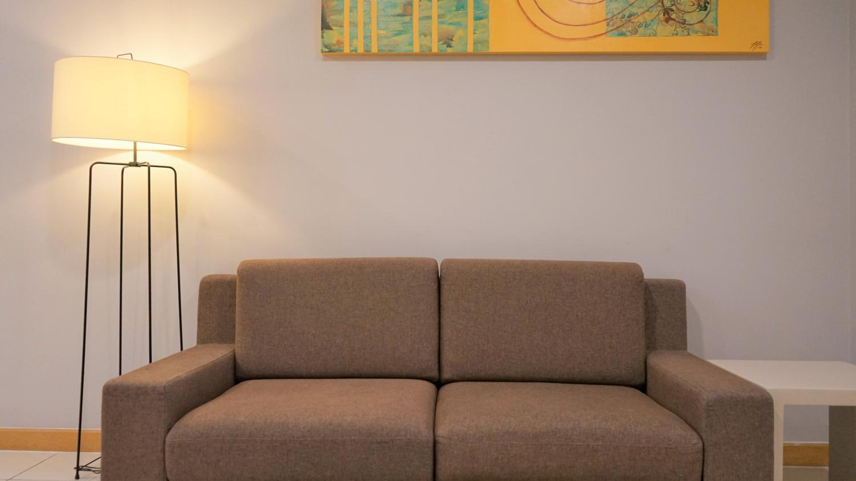 One-Bedroom Apartment photo 3