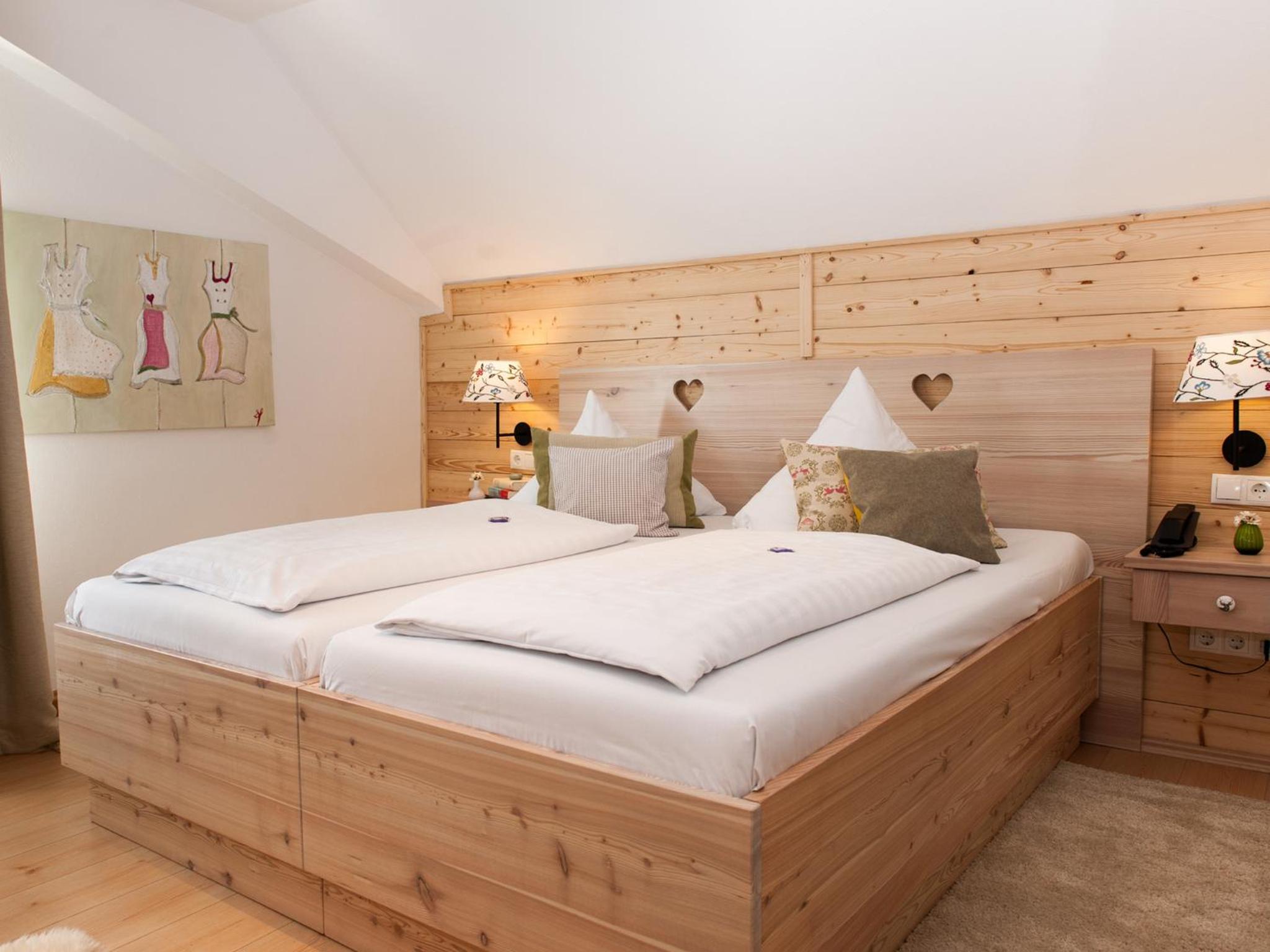 Standard Double Room - Photo 8