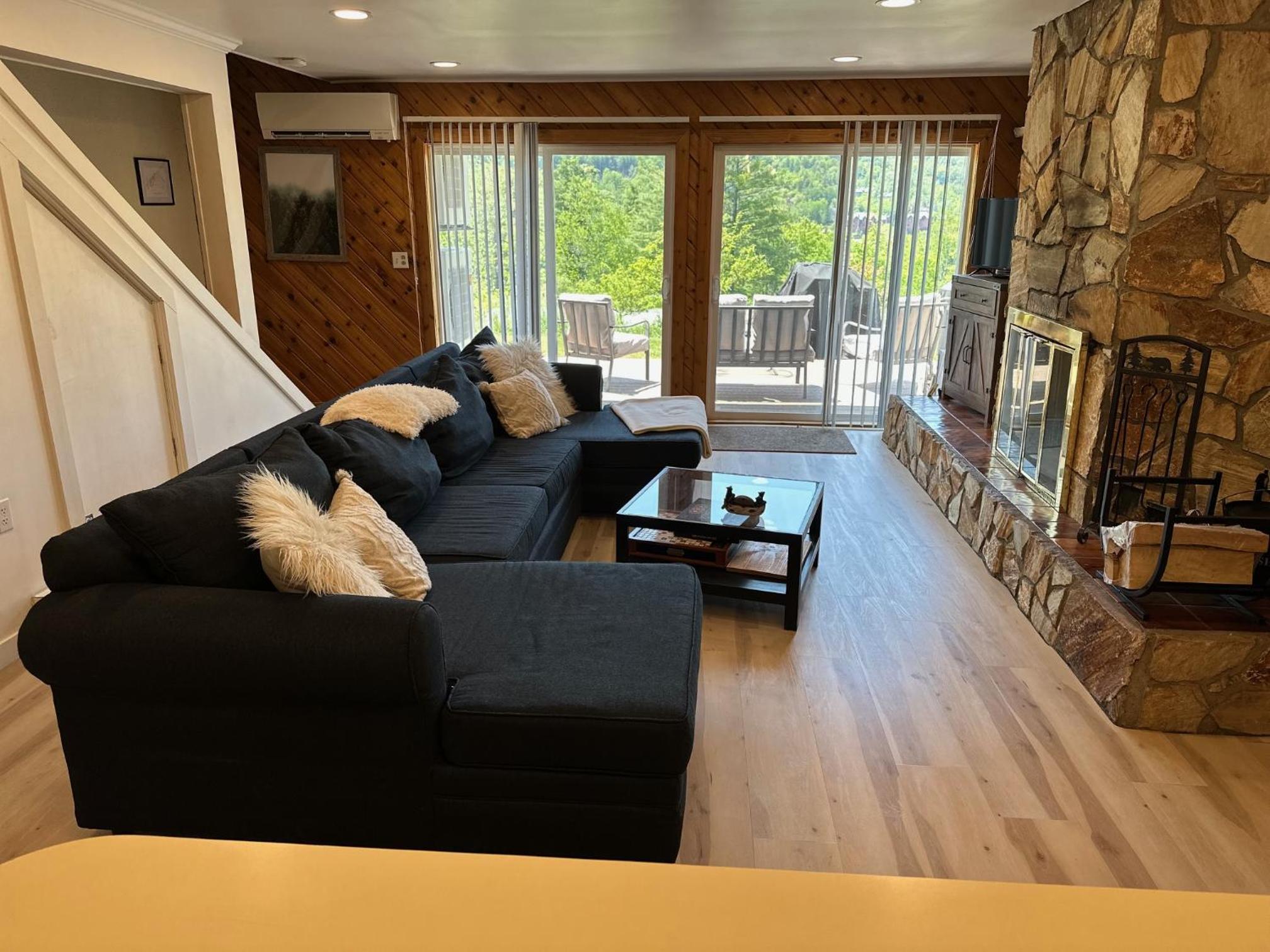 Four-Bedroom House photo 2