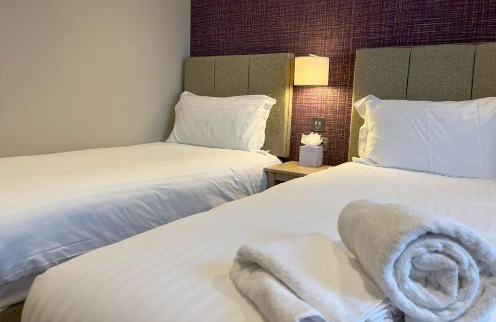 Standard Twin Room - Photo 3