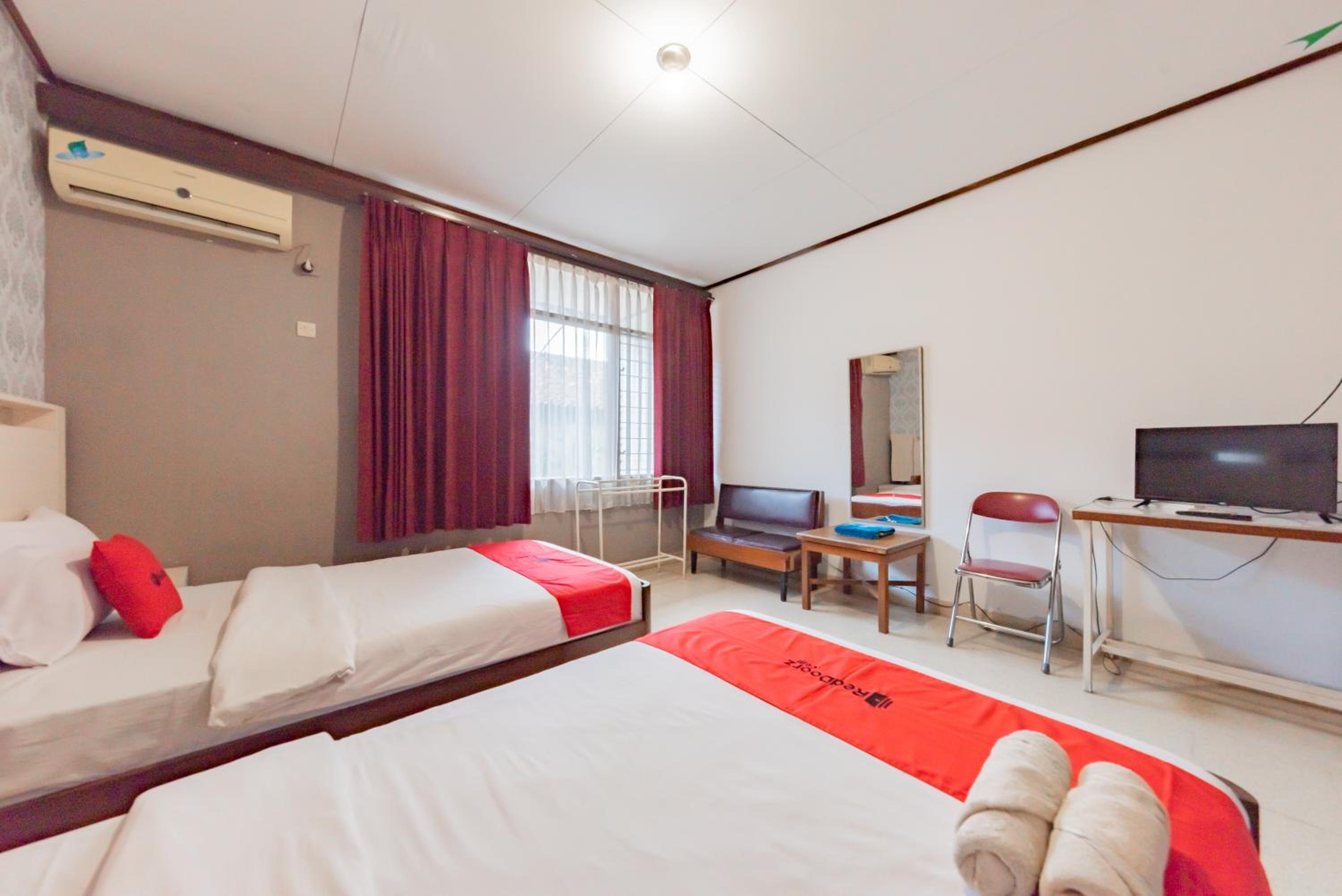 Twin Room - Photo 4