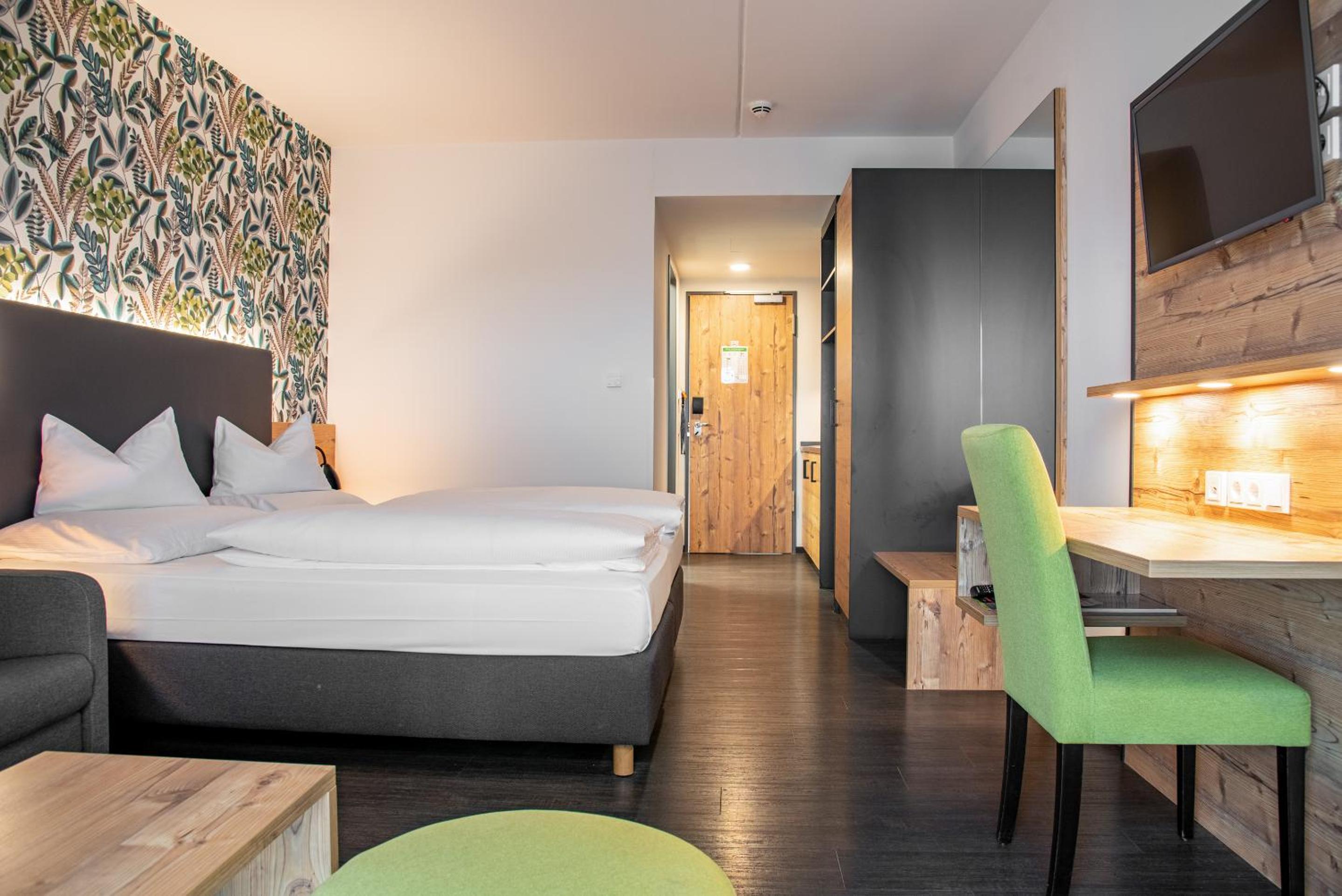 Superior Plus Room - Photo 3