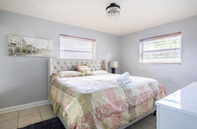 Four-Bedroom House photo 1