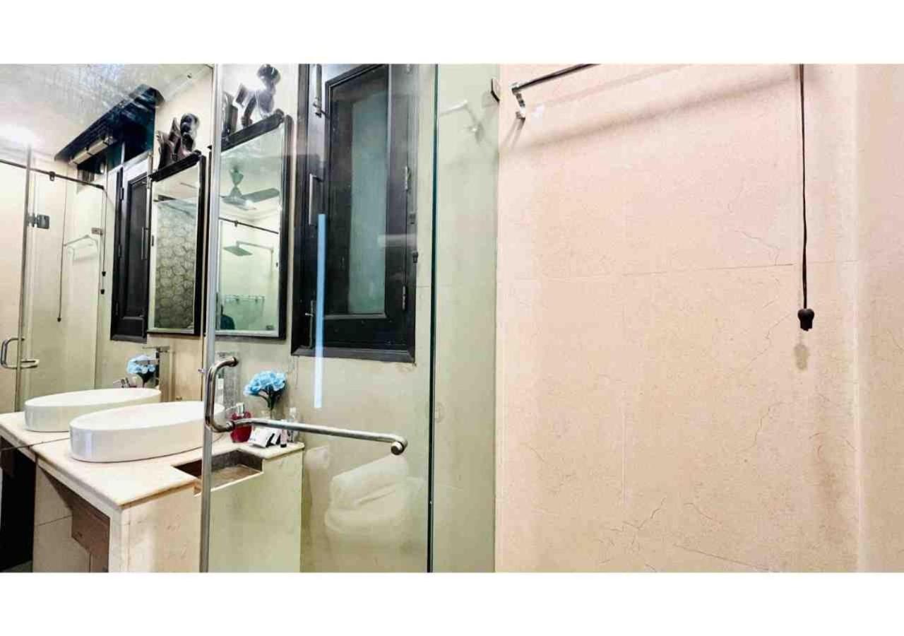 Premier Three-Bedroom Apartment