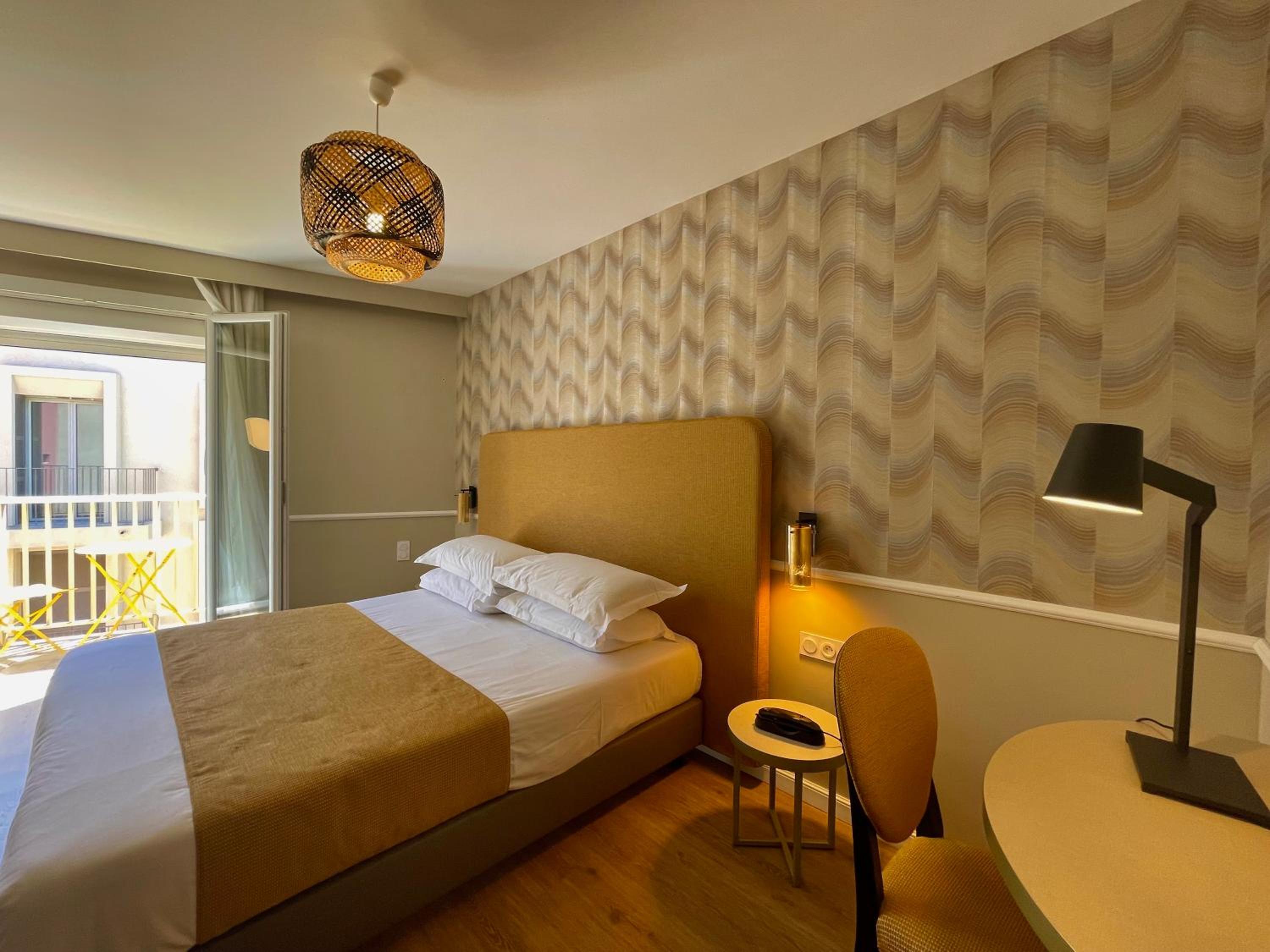 Large Double Room photo 2