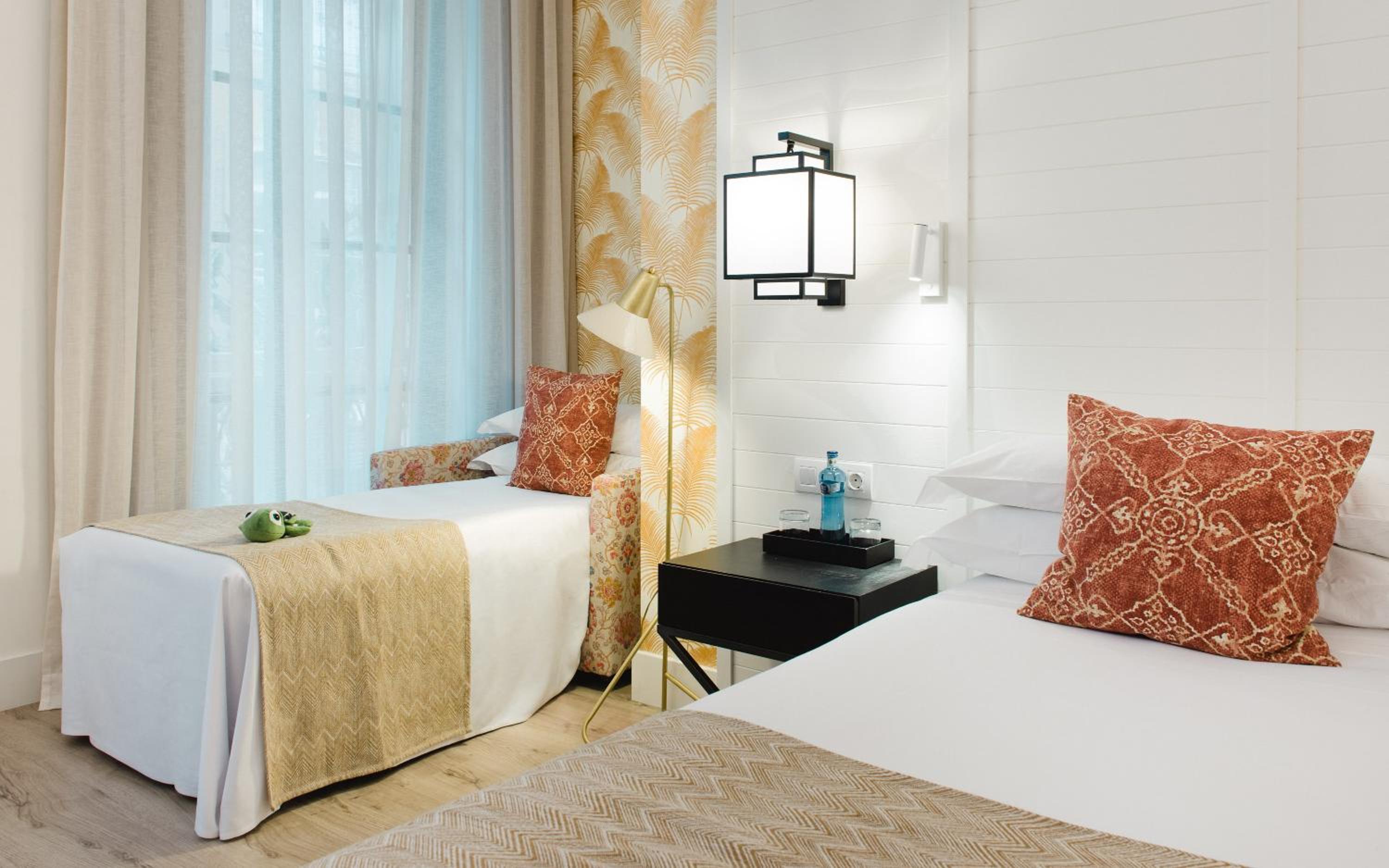 Deluxe Triple Room