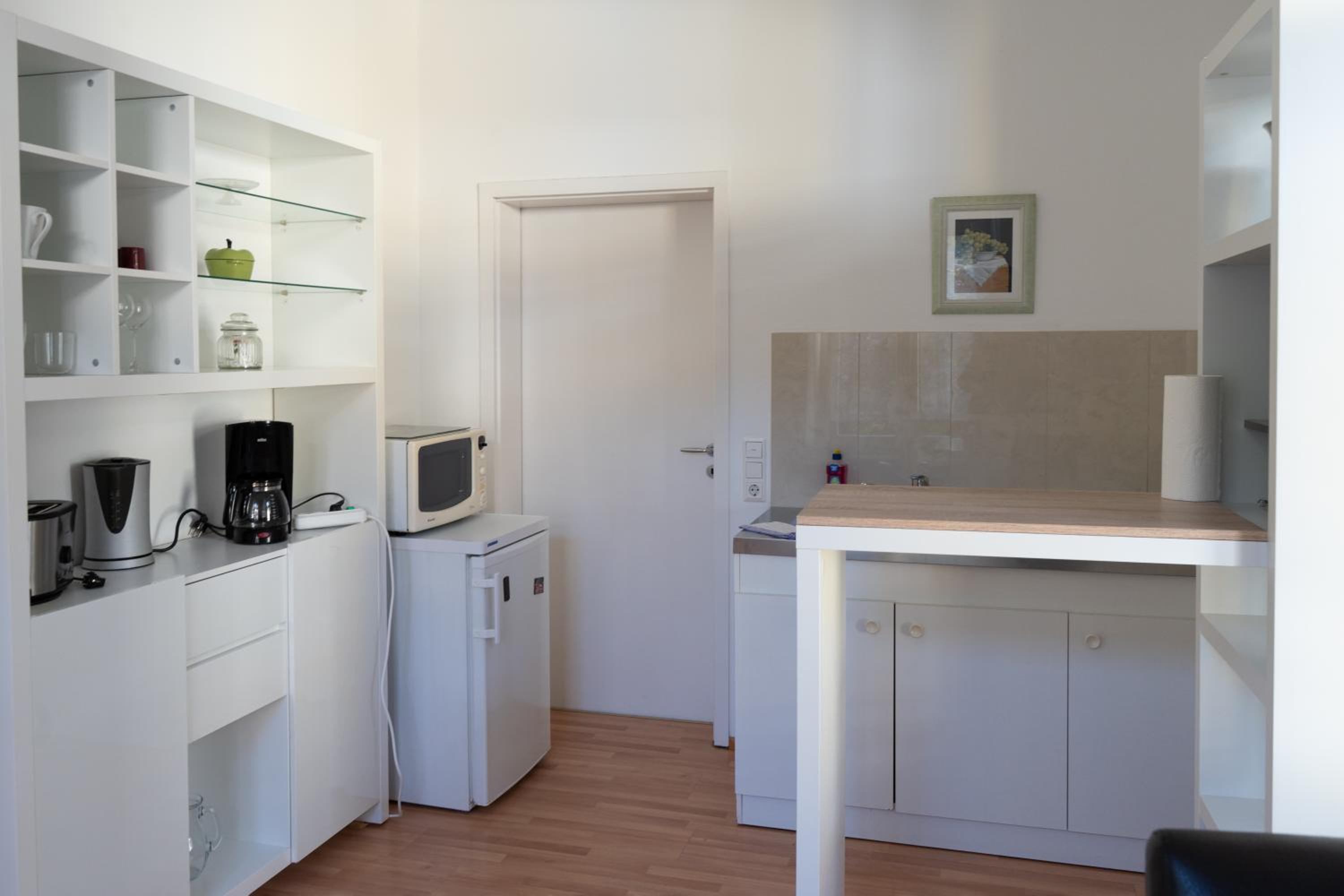 One-Bedroom Apartment photo 2