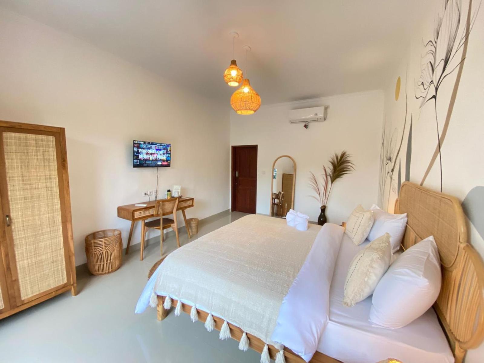 King Room with Pool View photo 2