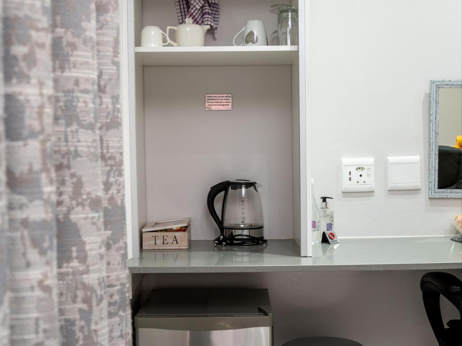 Luxury Suite - Photo 4