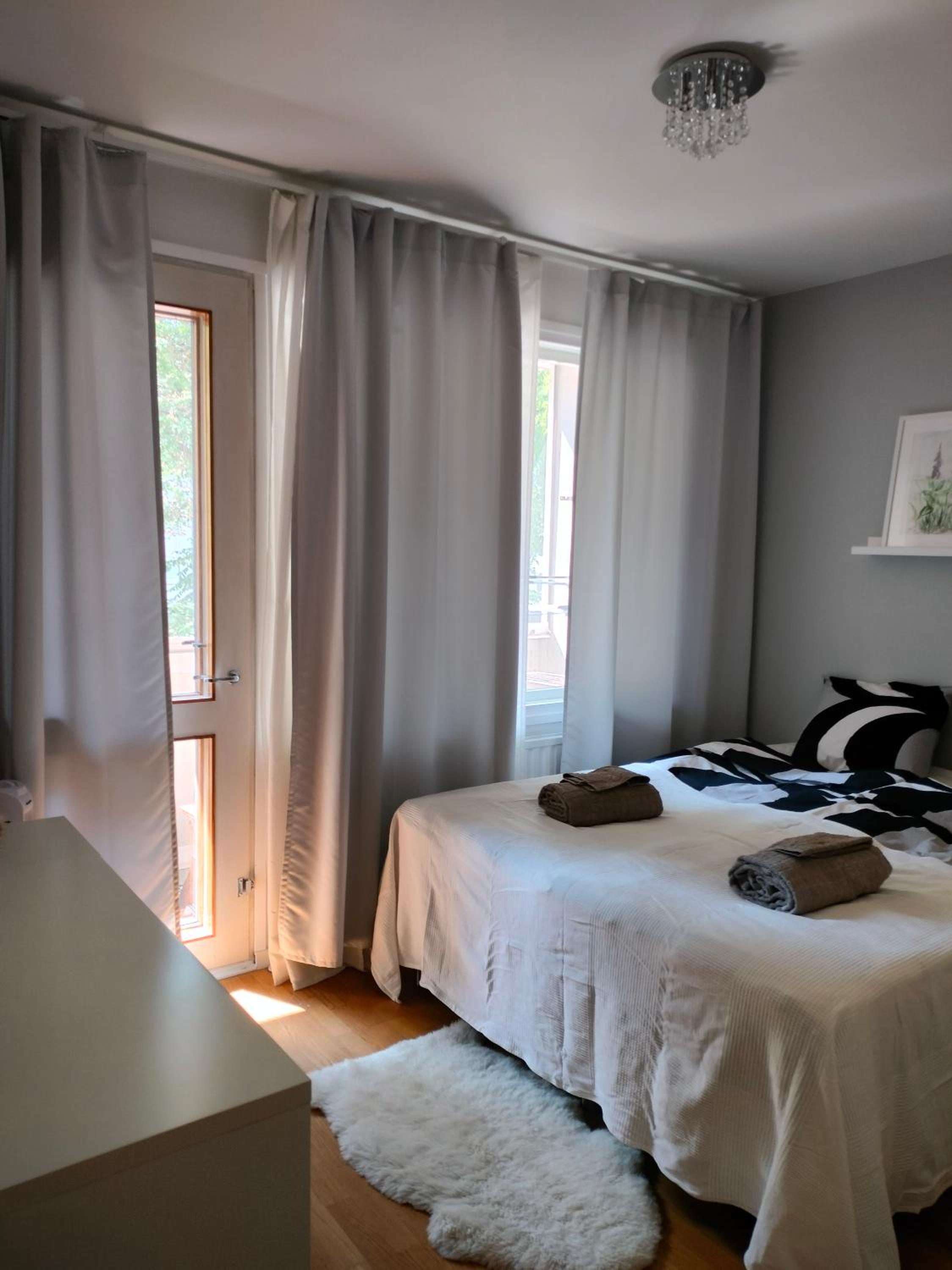 One-Bedroom Apartment photo 3