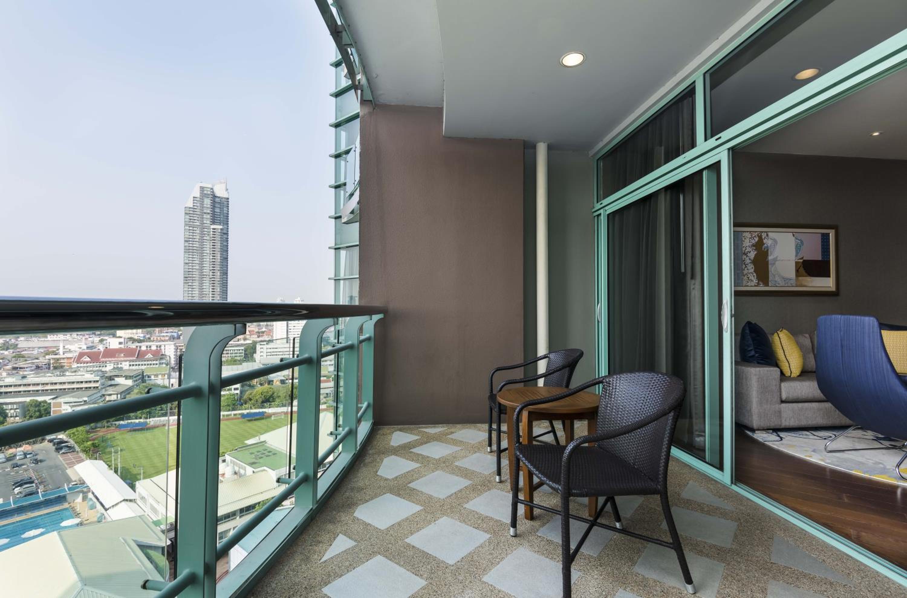 One-Bedroom Suite Twin with City View