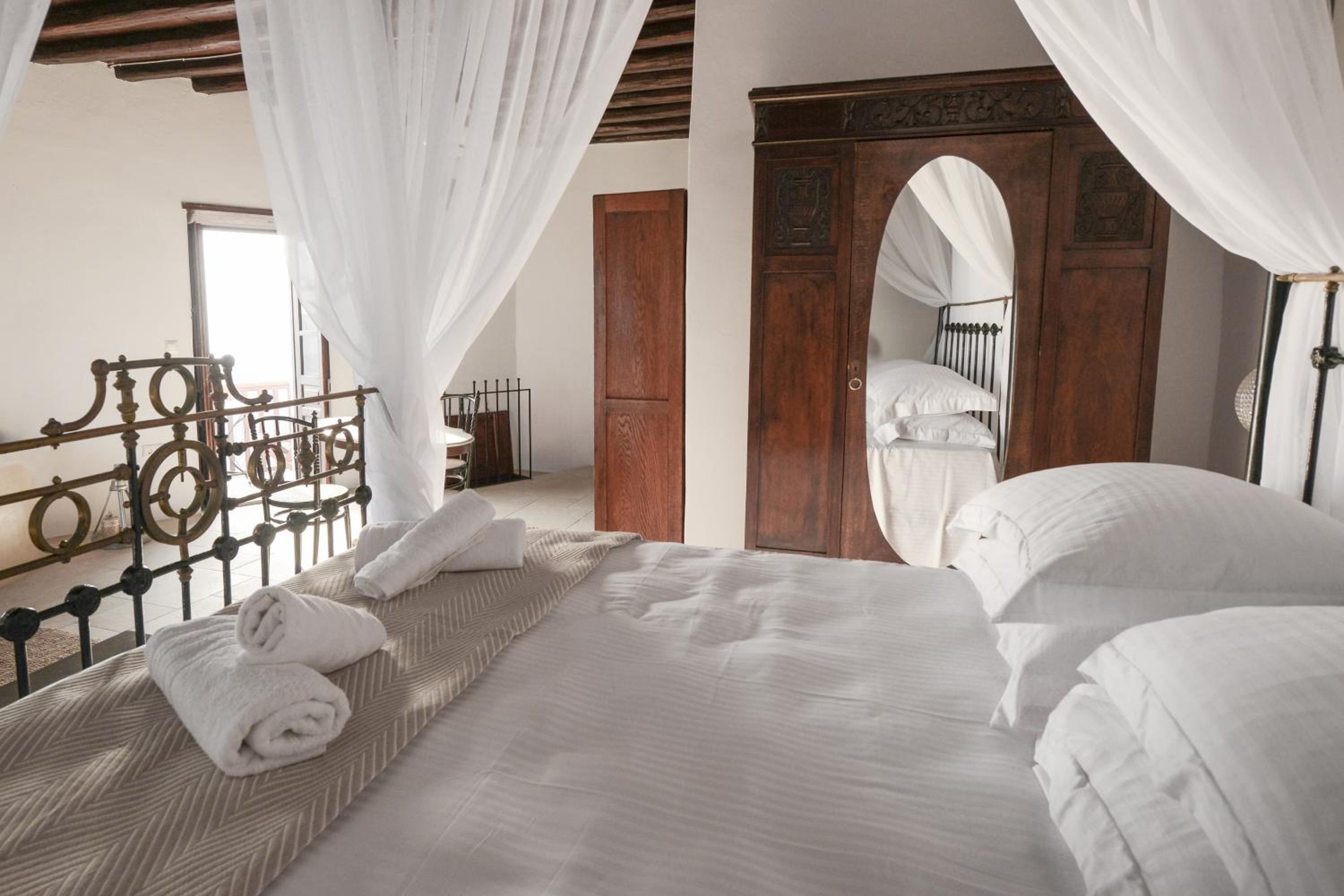 Deluxe Double Room with Sea View photo 3