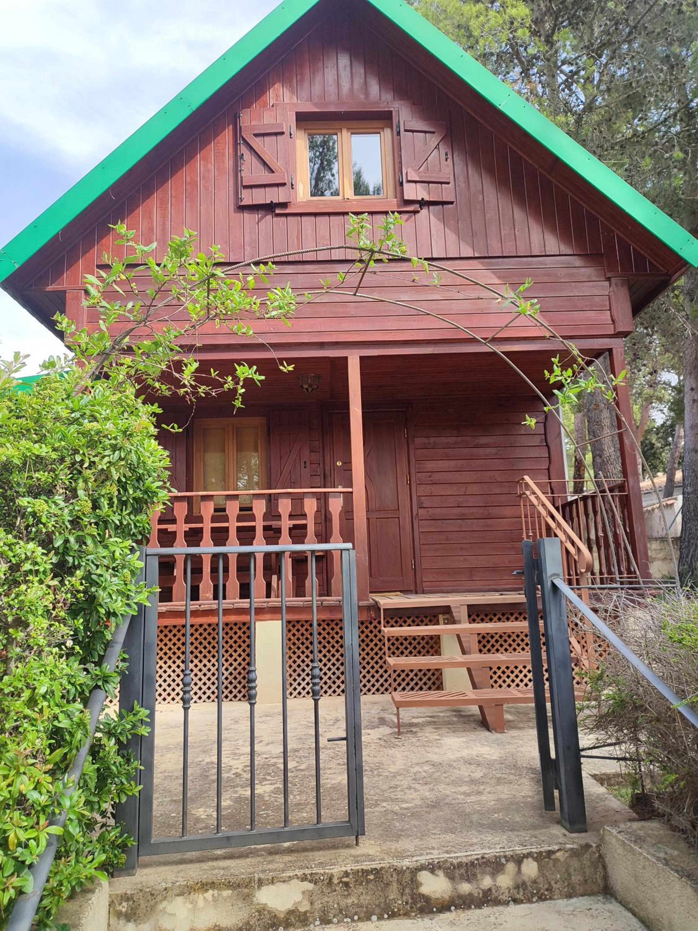 Two-Bedroom Bungalow photo 2