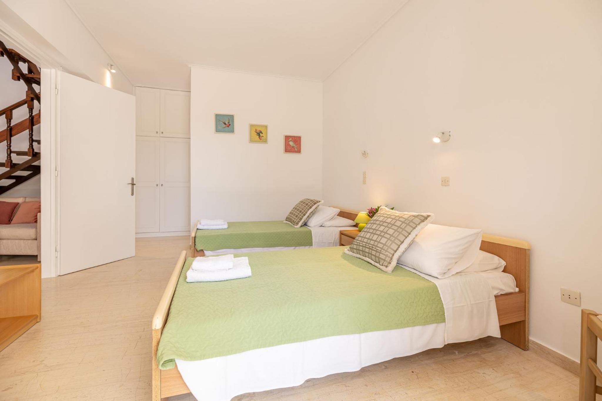 Antigoni - Two Bedroom Villa with shared pool