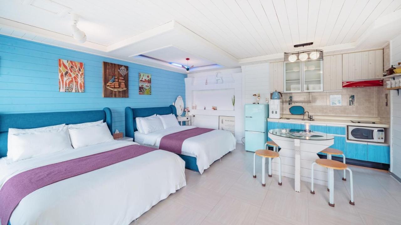Family Room with Sea View