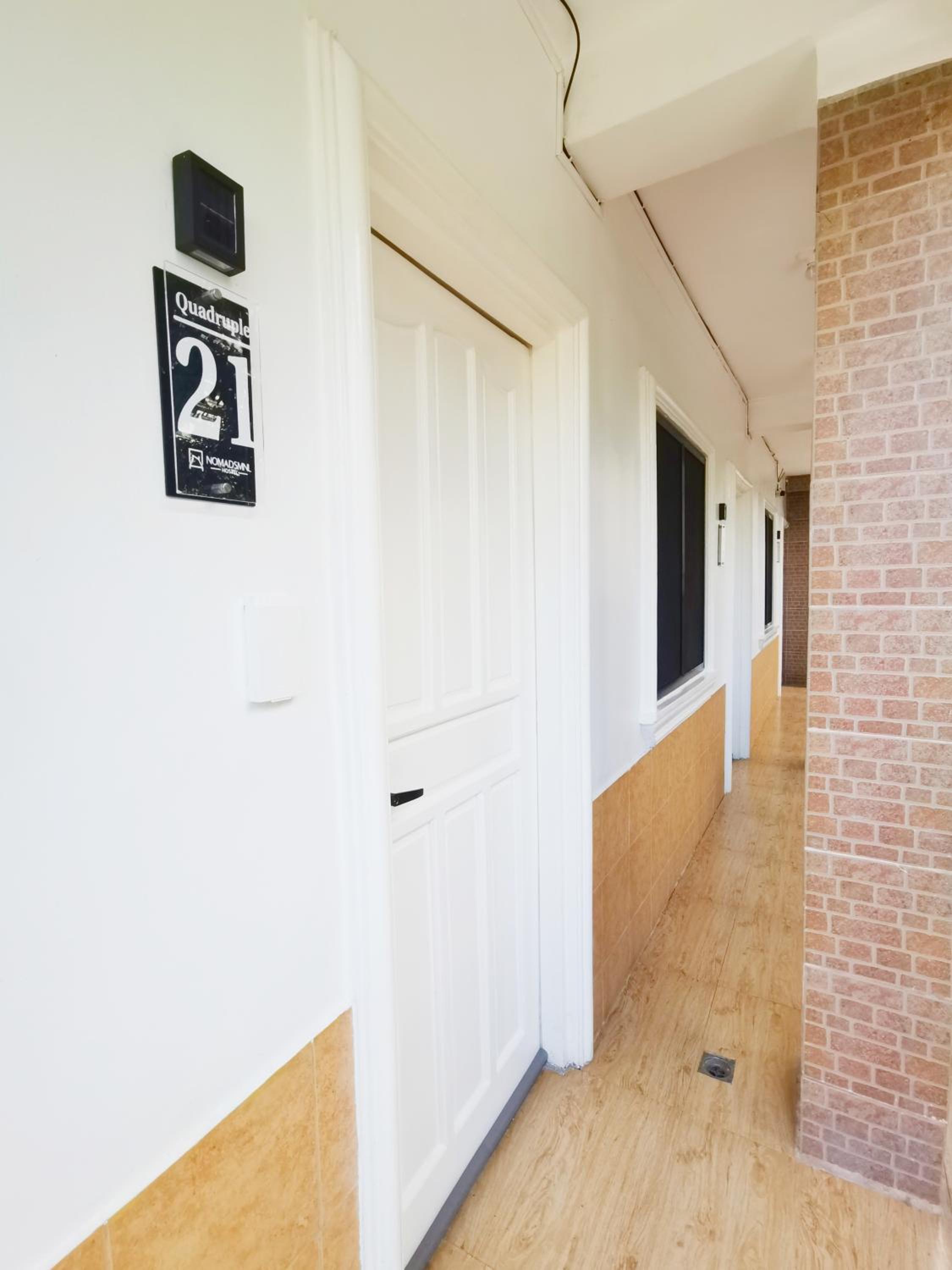 Quadruple Room - Photo 13