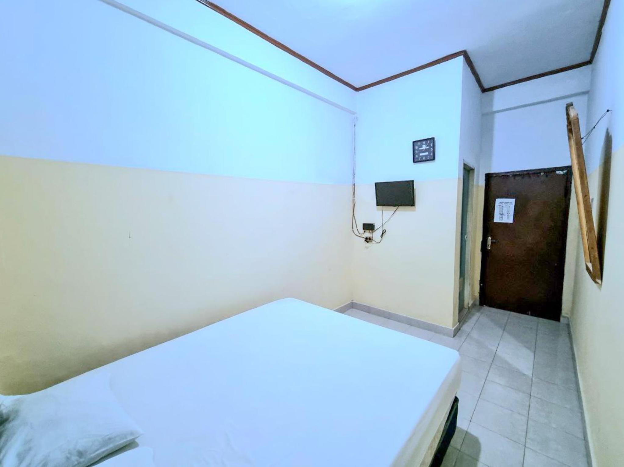 Standard Double Room - Photo 6