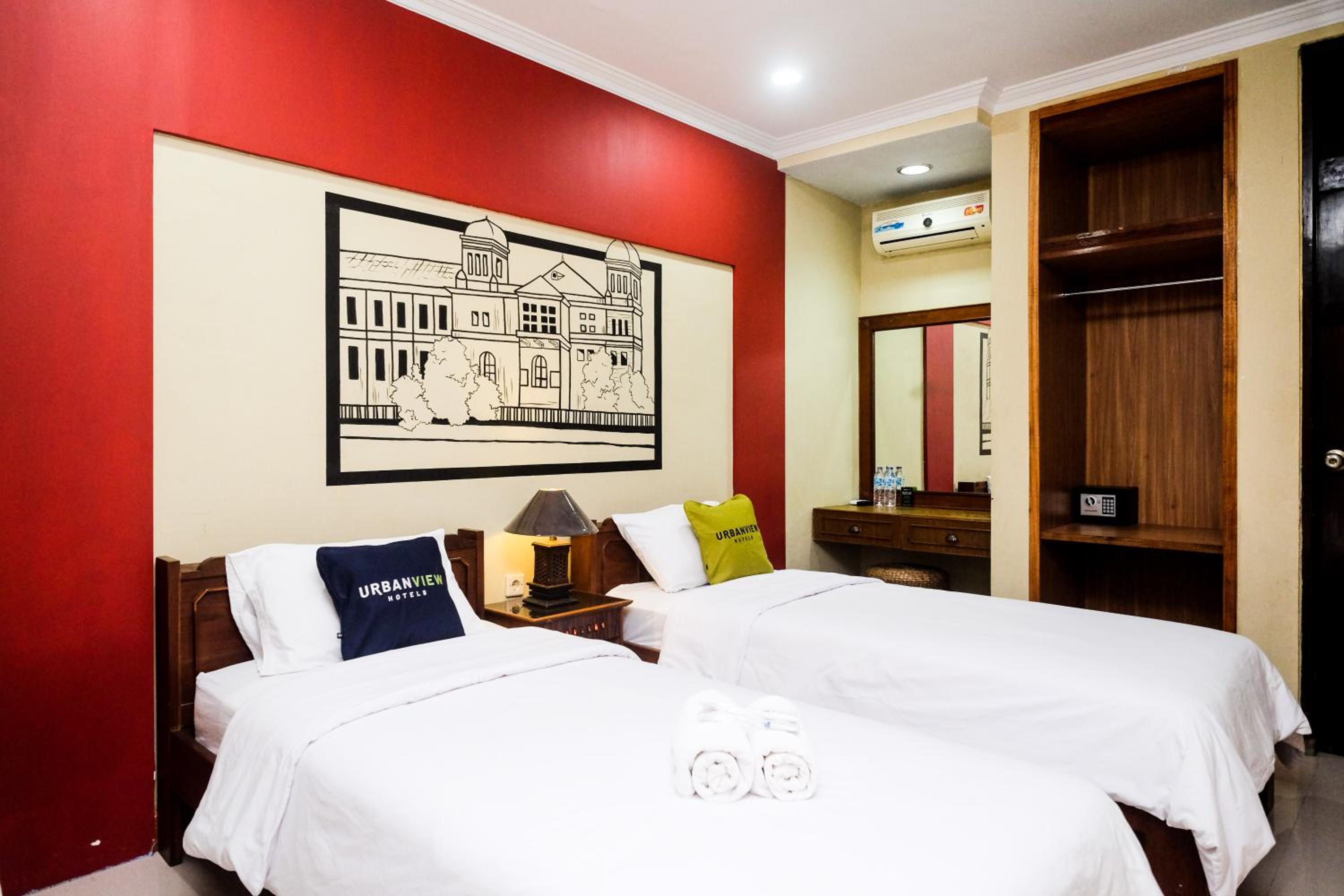 Deluxe Twin Room - Photo 1