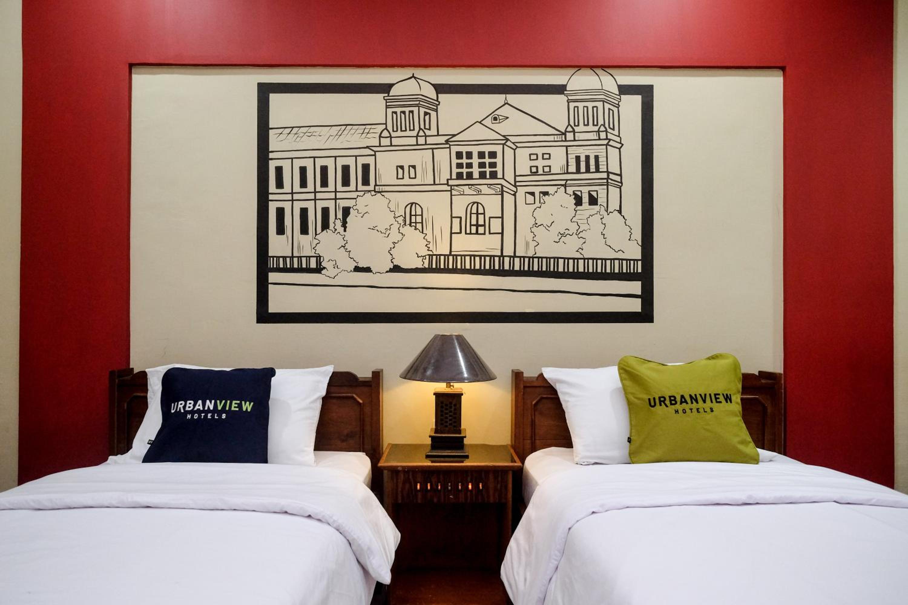 Deluxe Twin Room - Photo 2